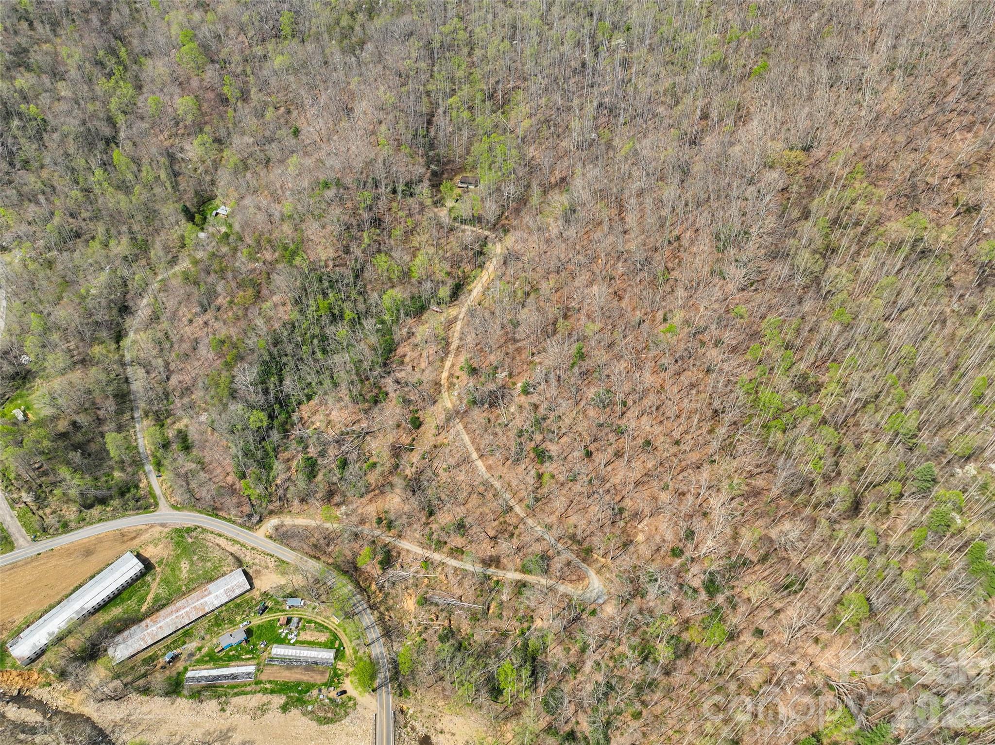 main property photo 30