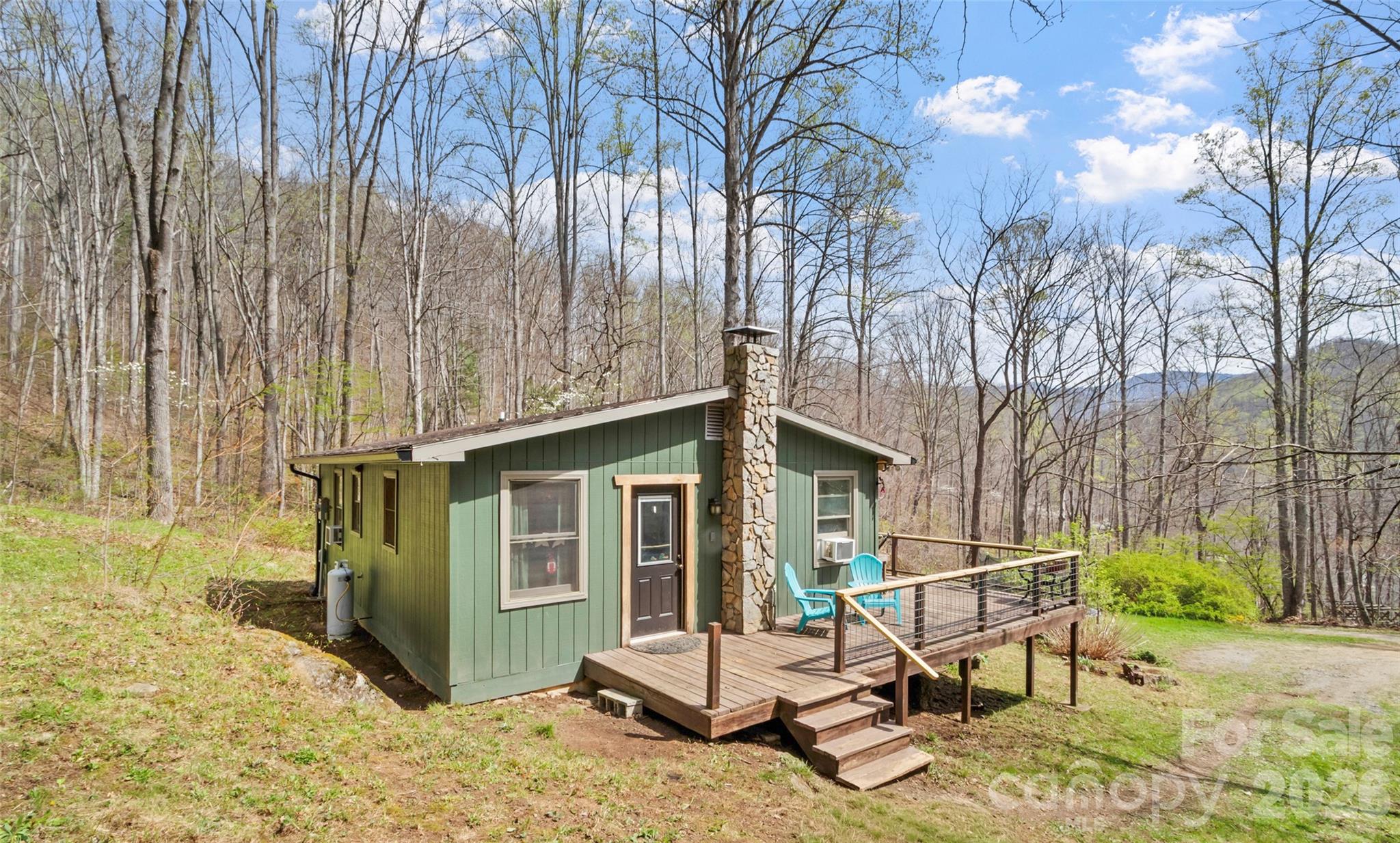 main property photo 9