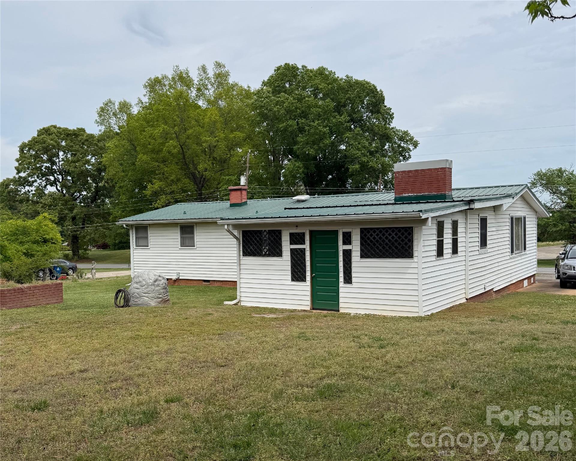 main property photo 1