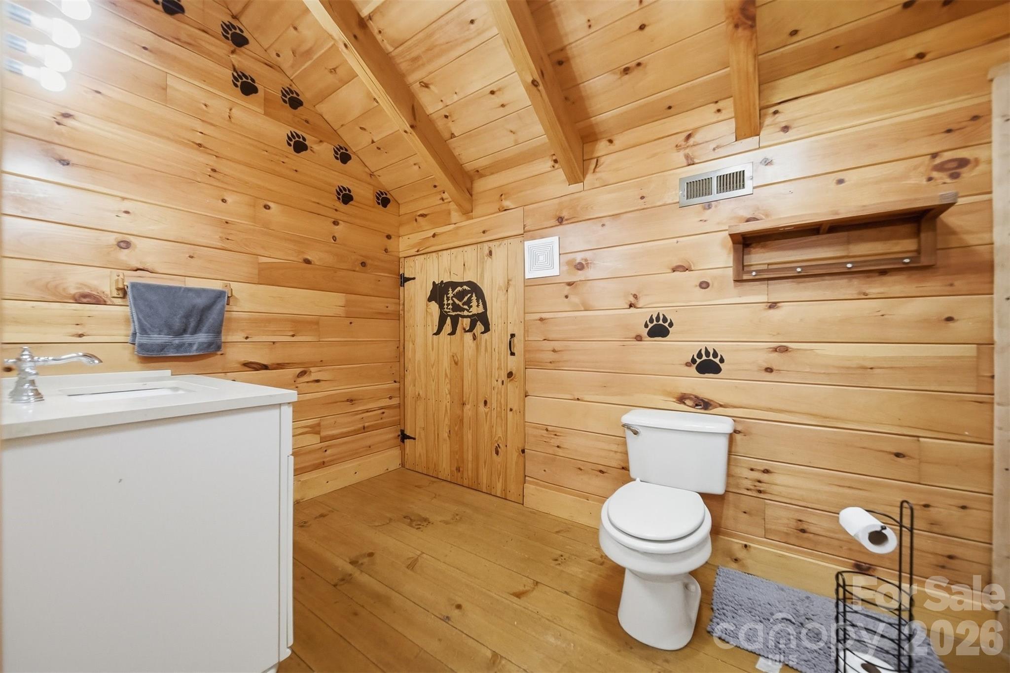 main property photo 25