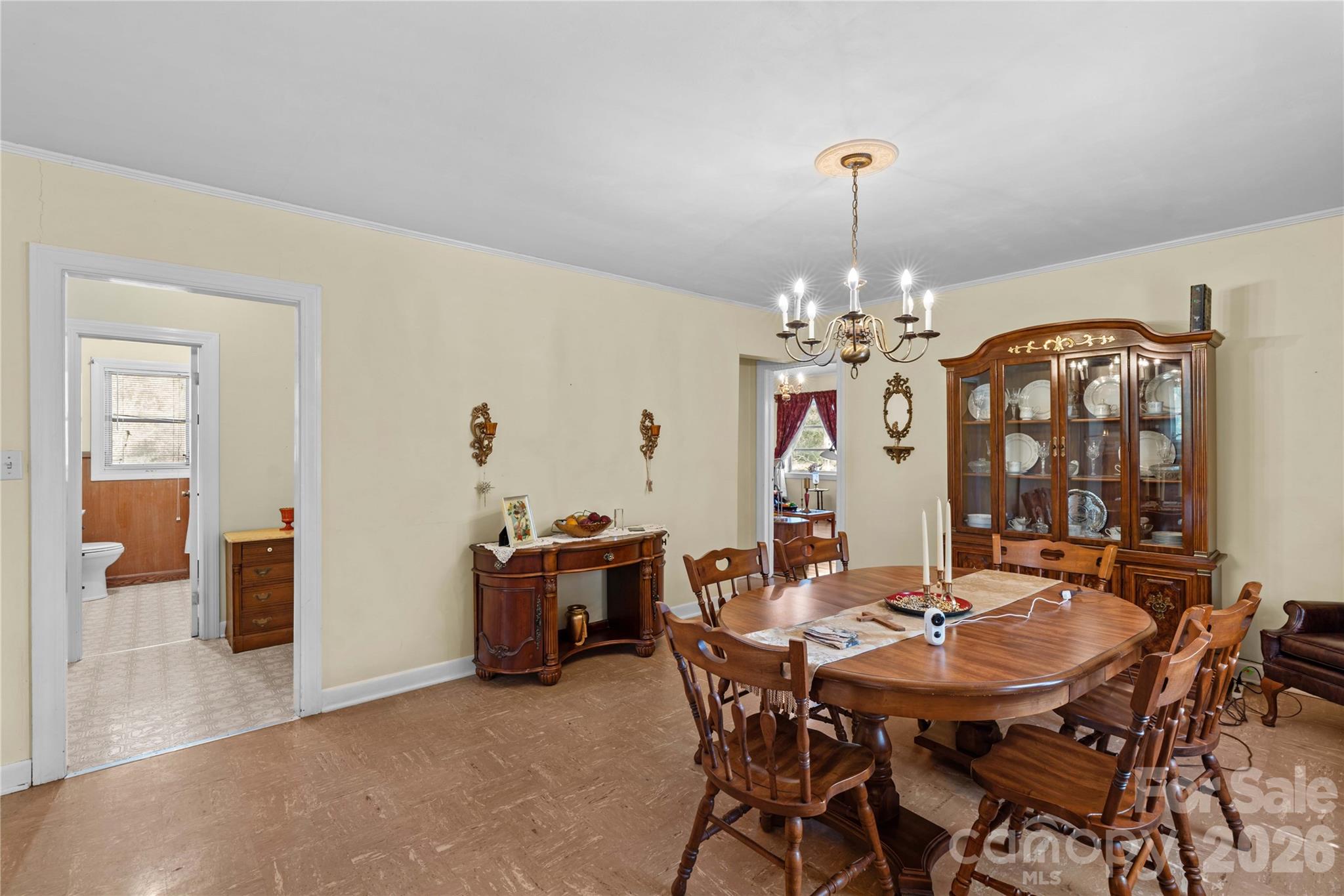 main property photo 8