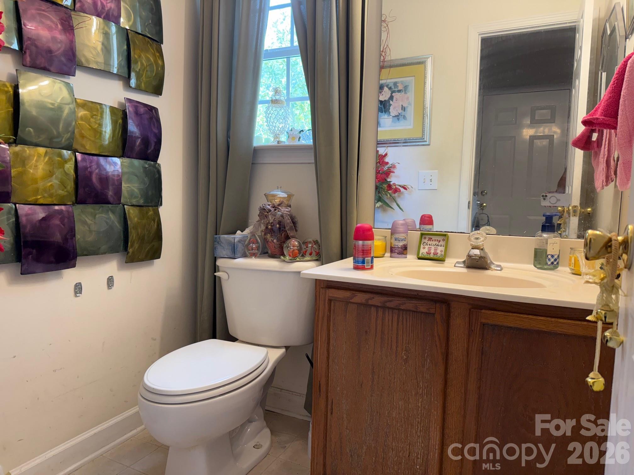 main property photo 8