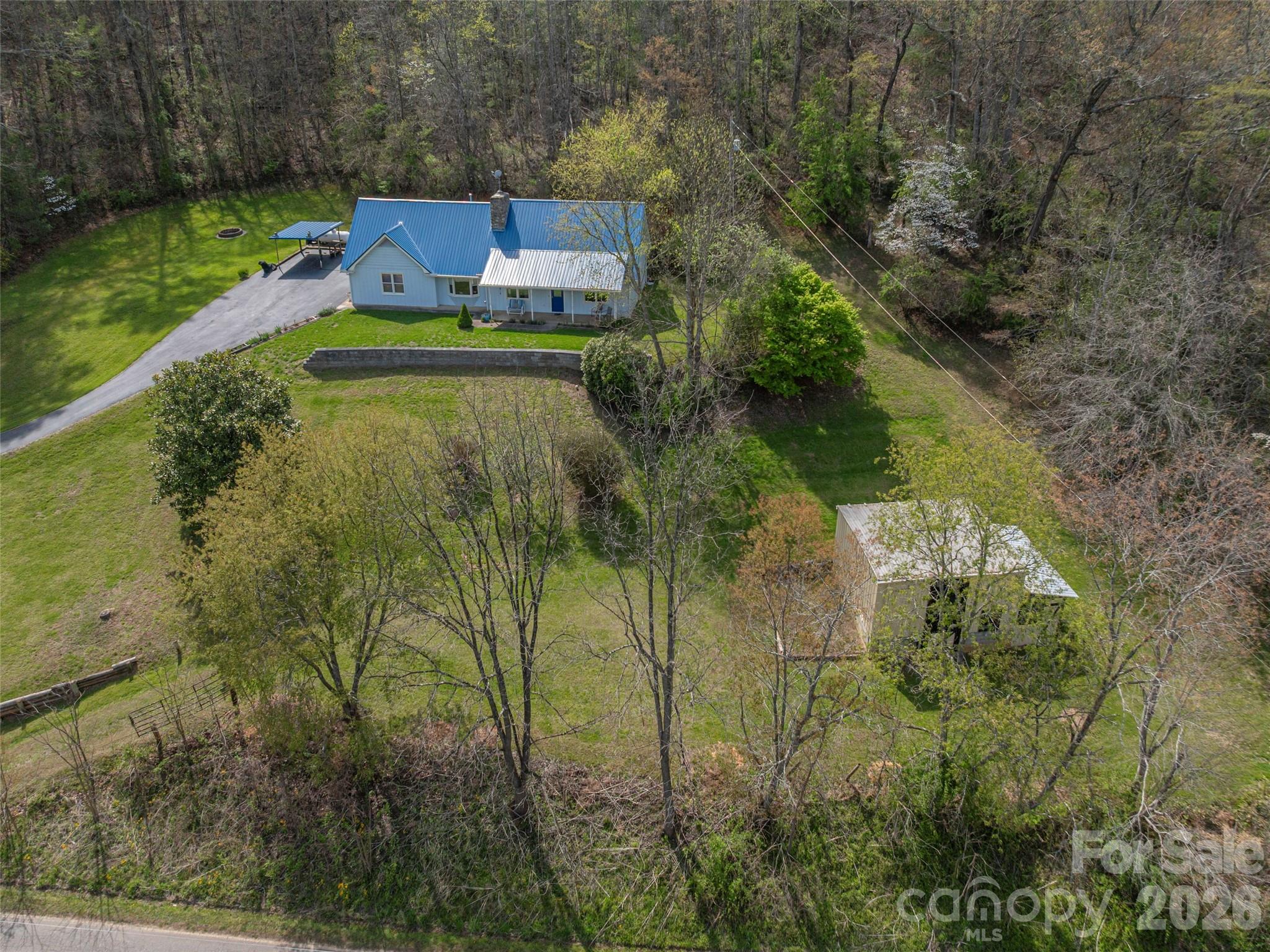 main property photo 40