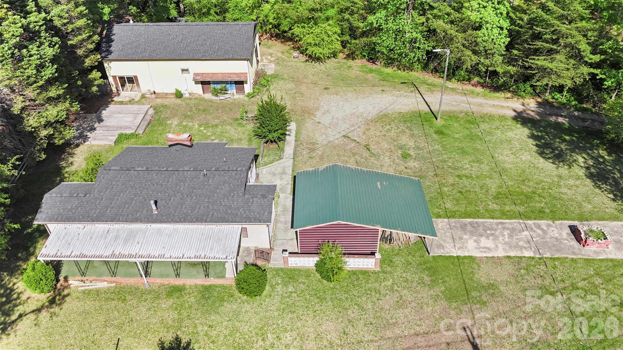 main property photo 30