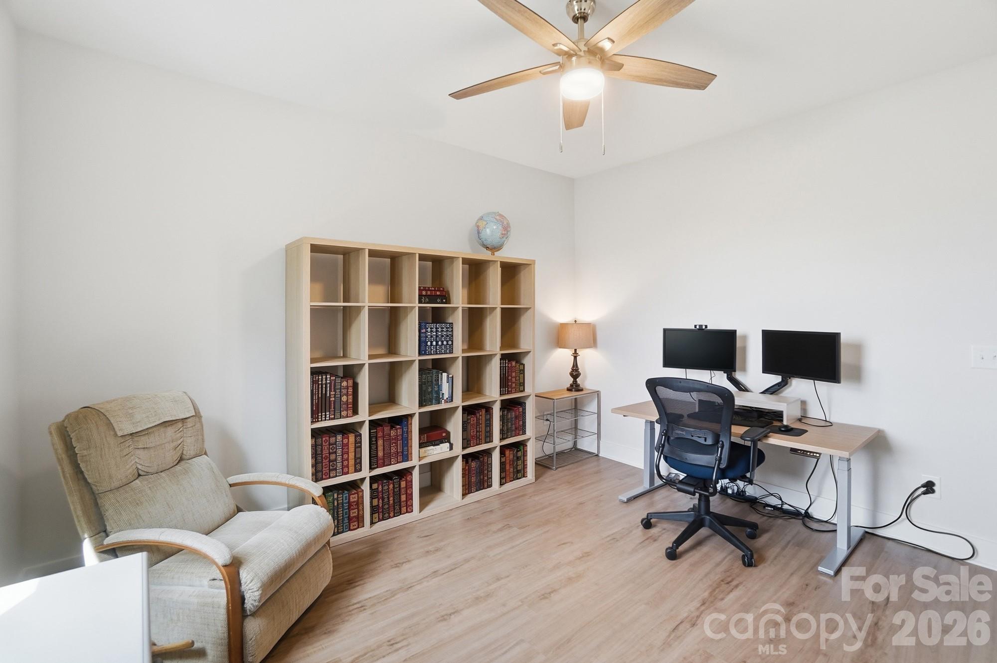 main property photo 33