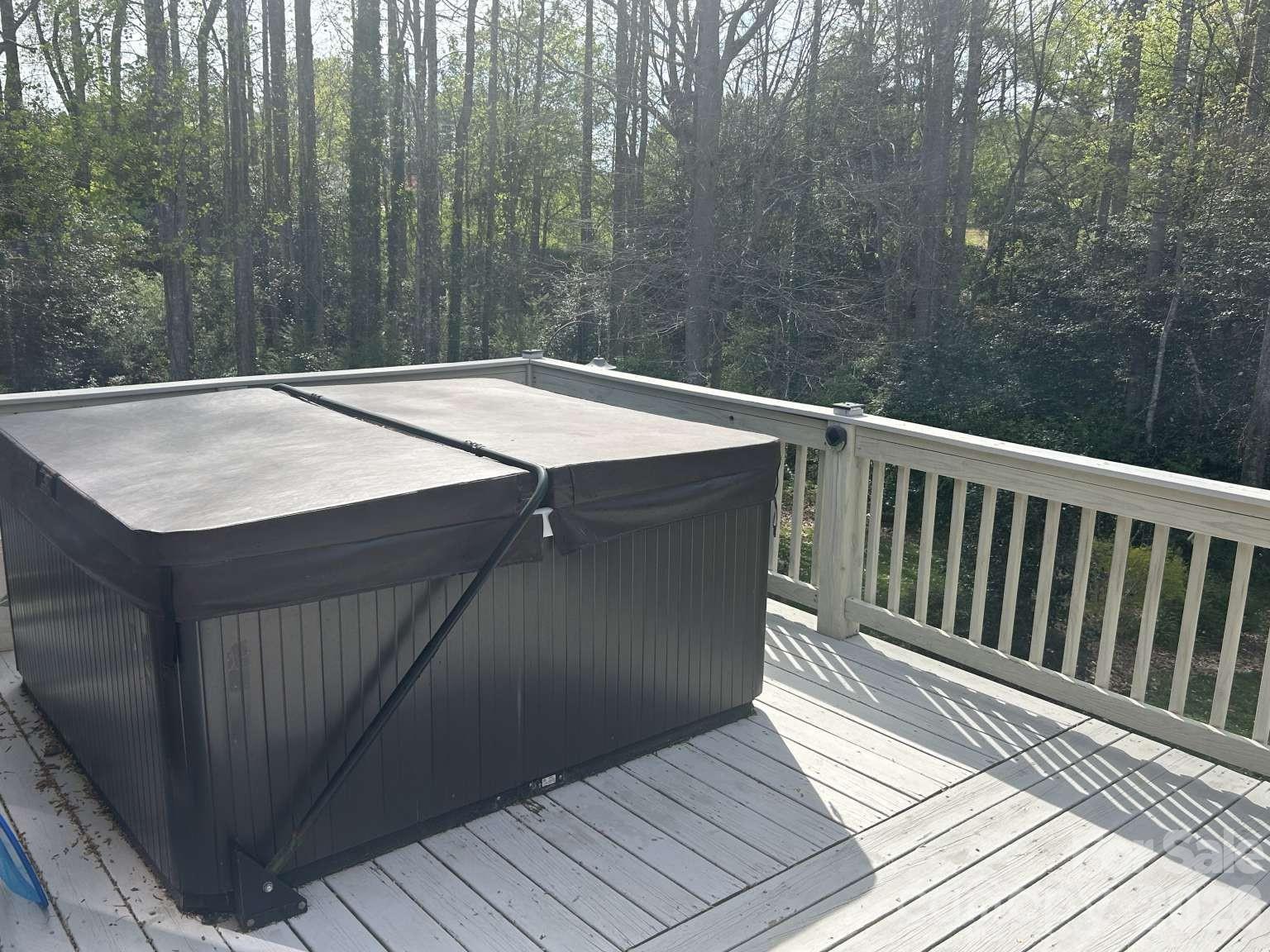 main property photo 23