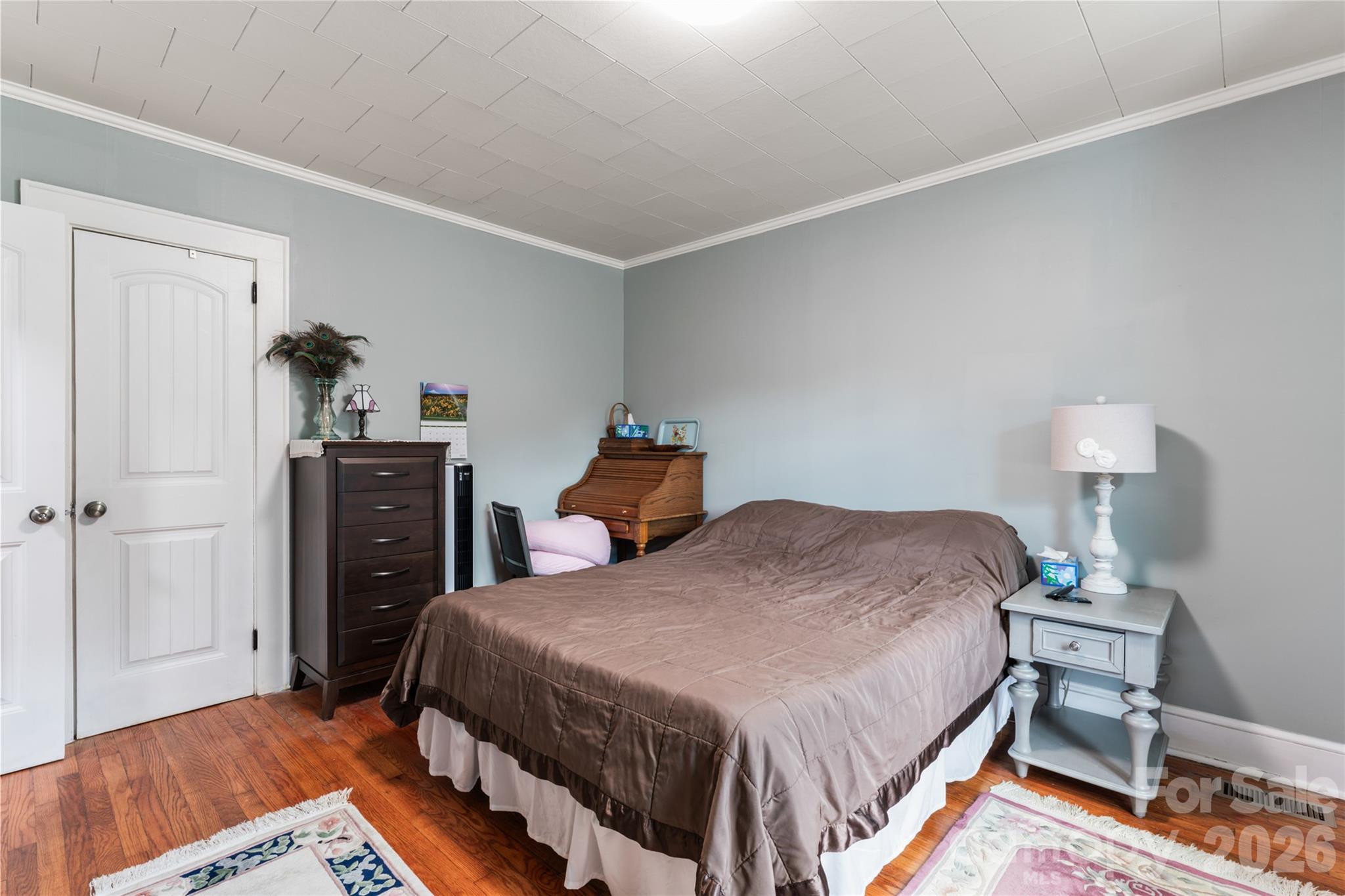 main property photo 19