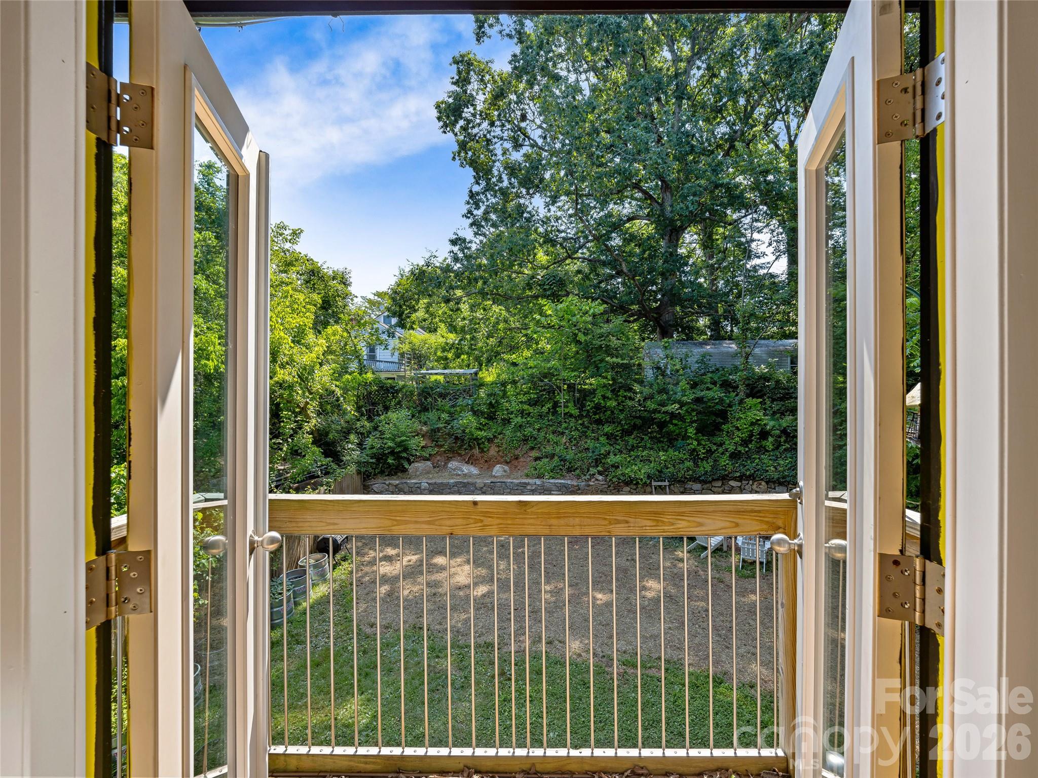 main property photo 25
