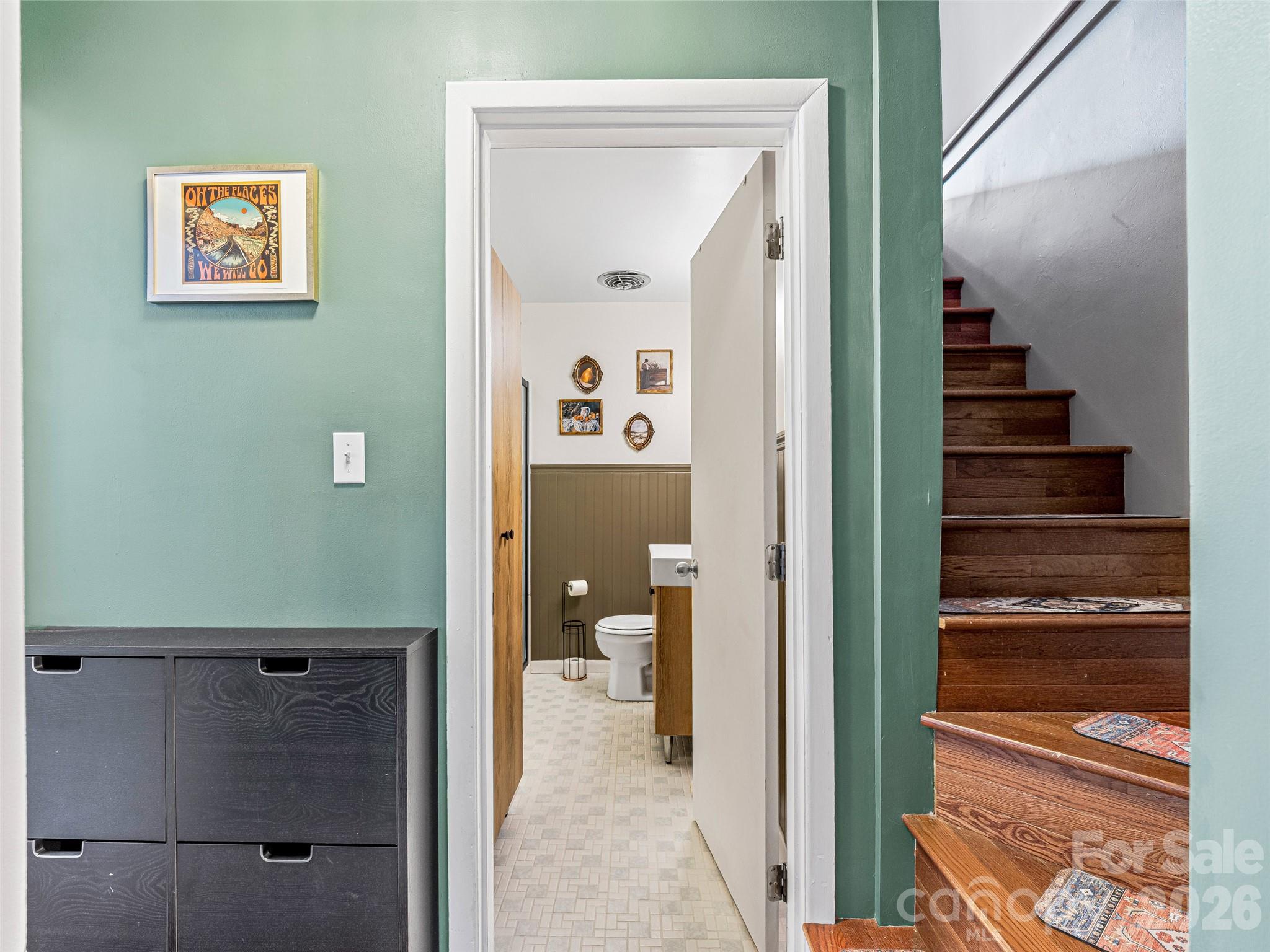 main property photo 8