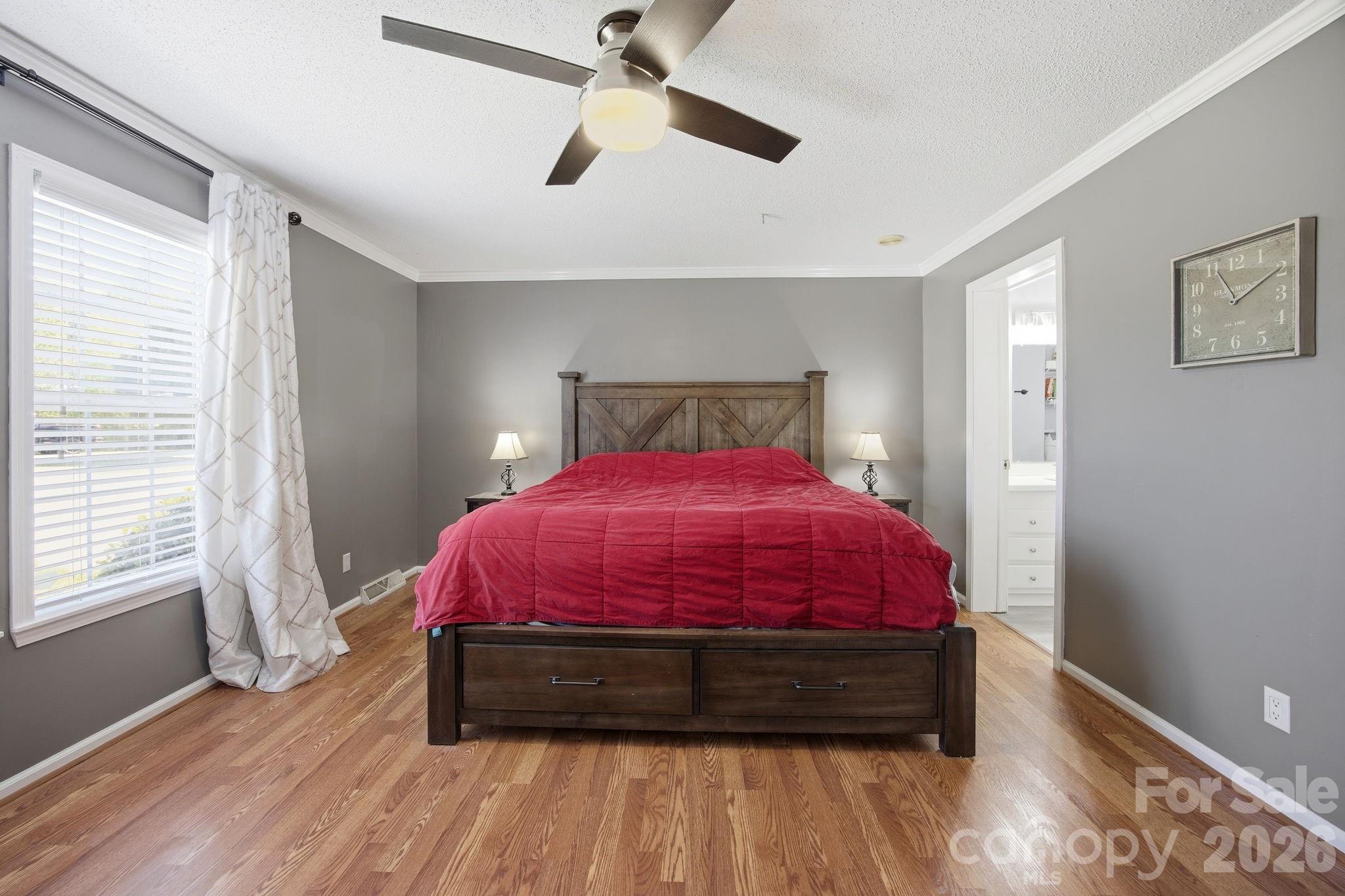 property viewer photo 11