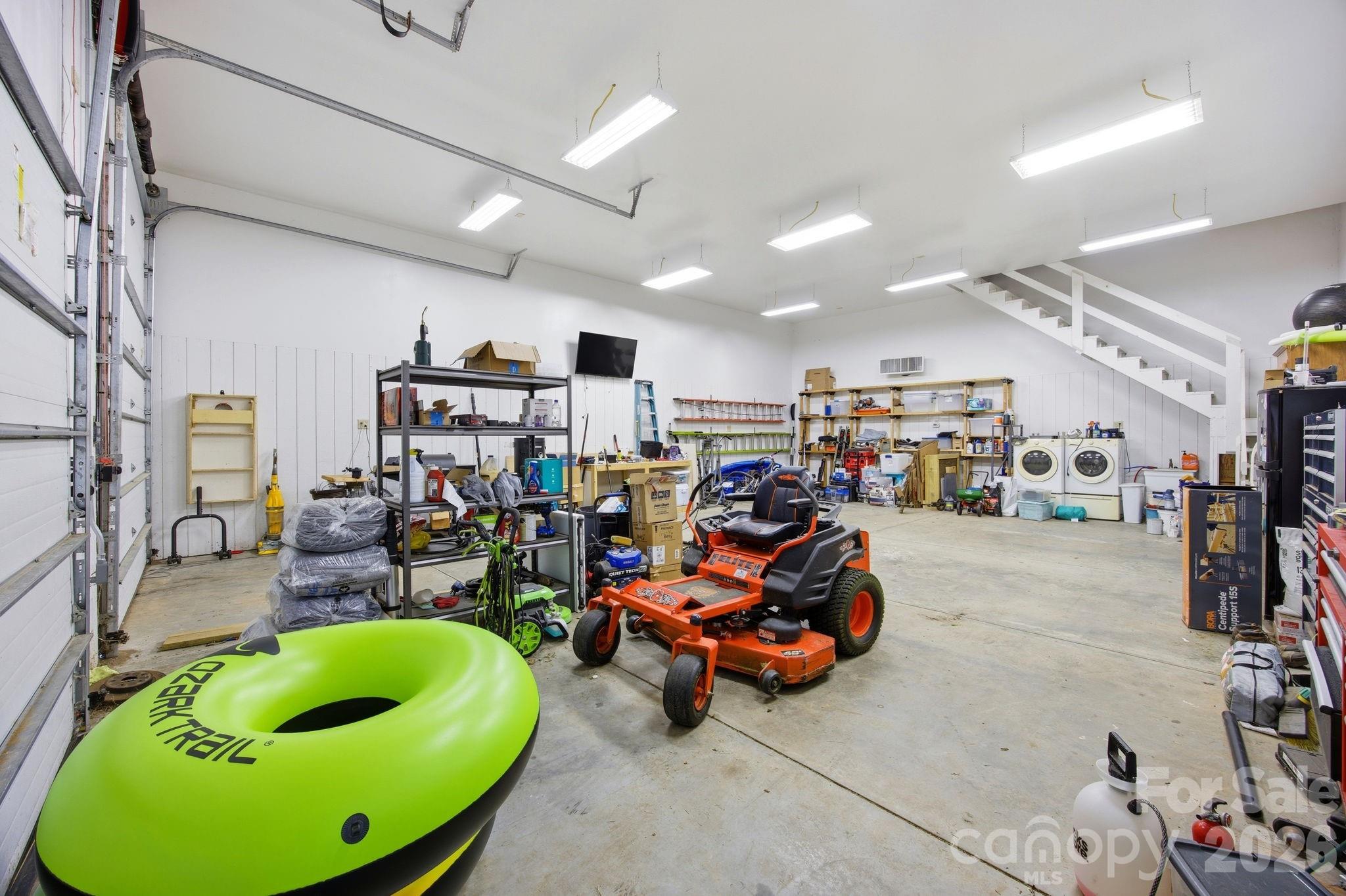property viewer photo 17