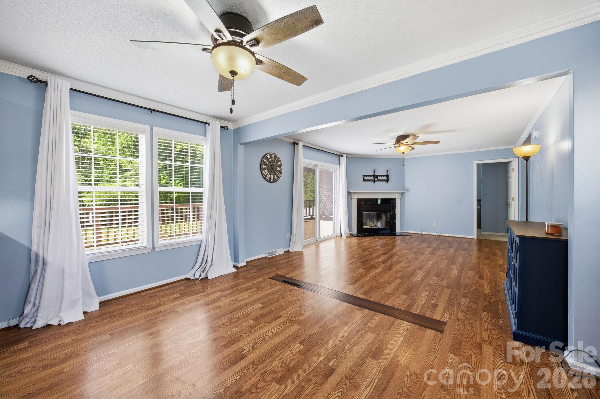 property viewer photo 21