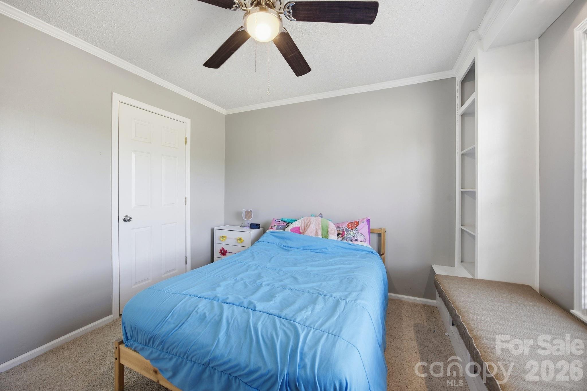 property viewer photo 24