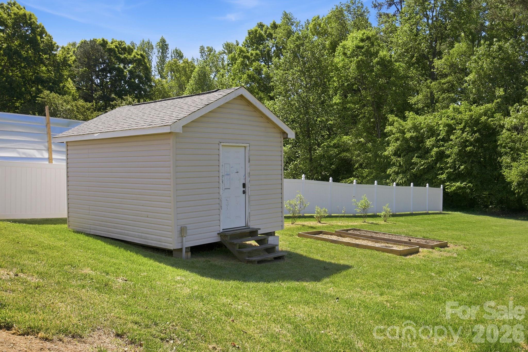 property viewer photo 46