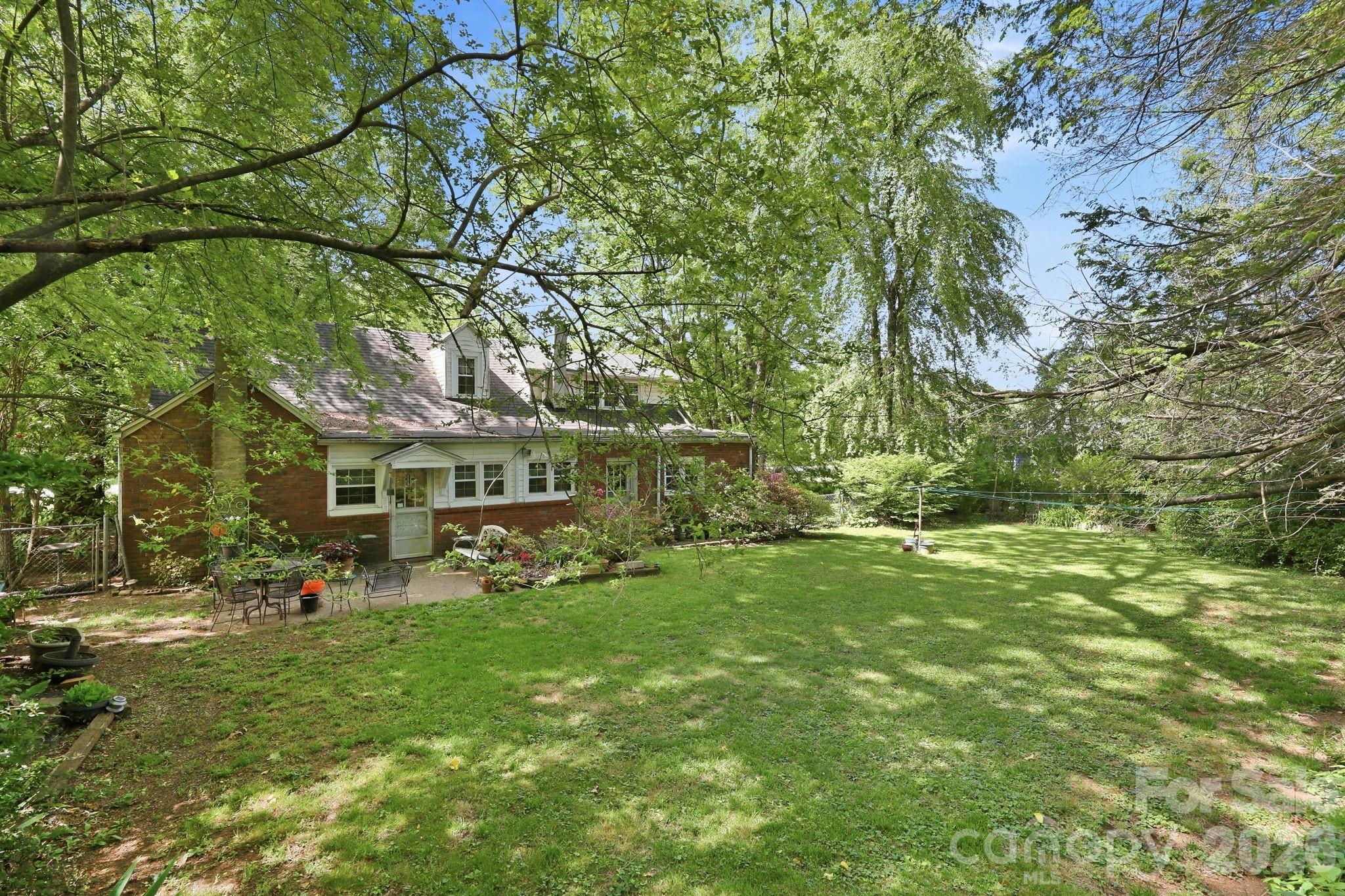 main property photo 43