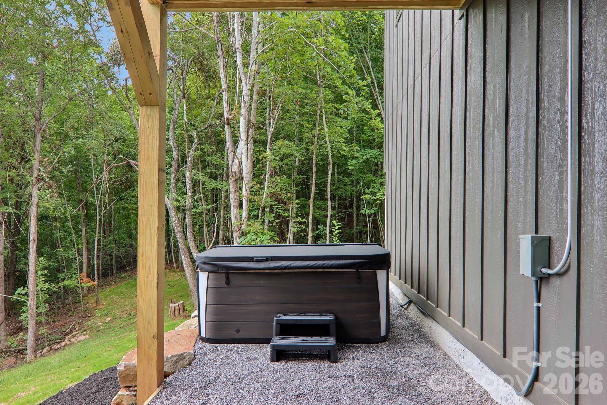 main property photo 45
