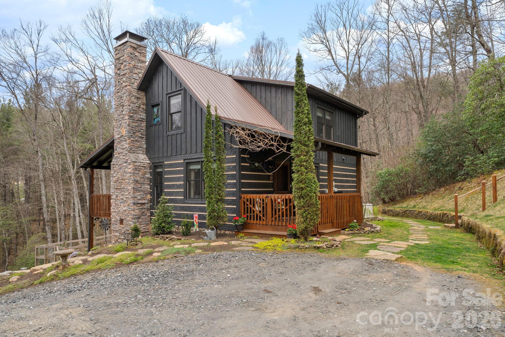main property photo 4