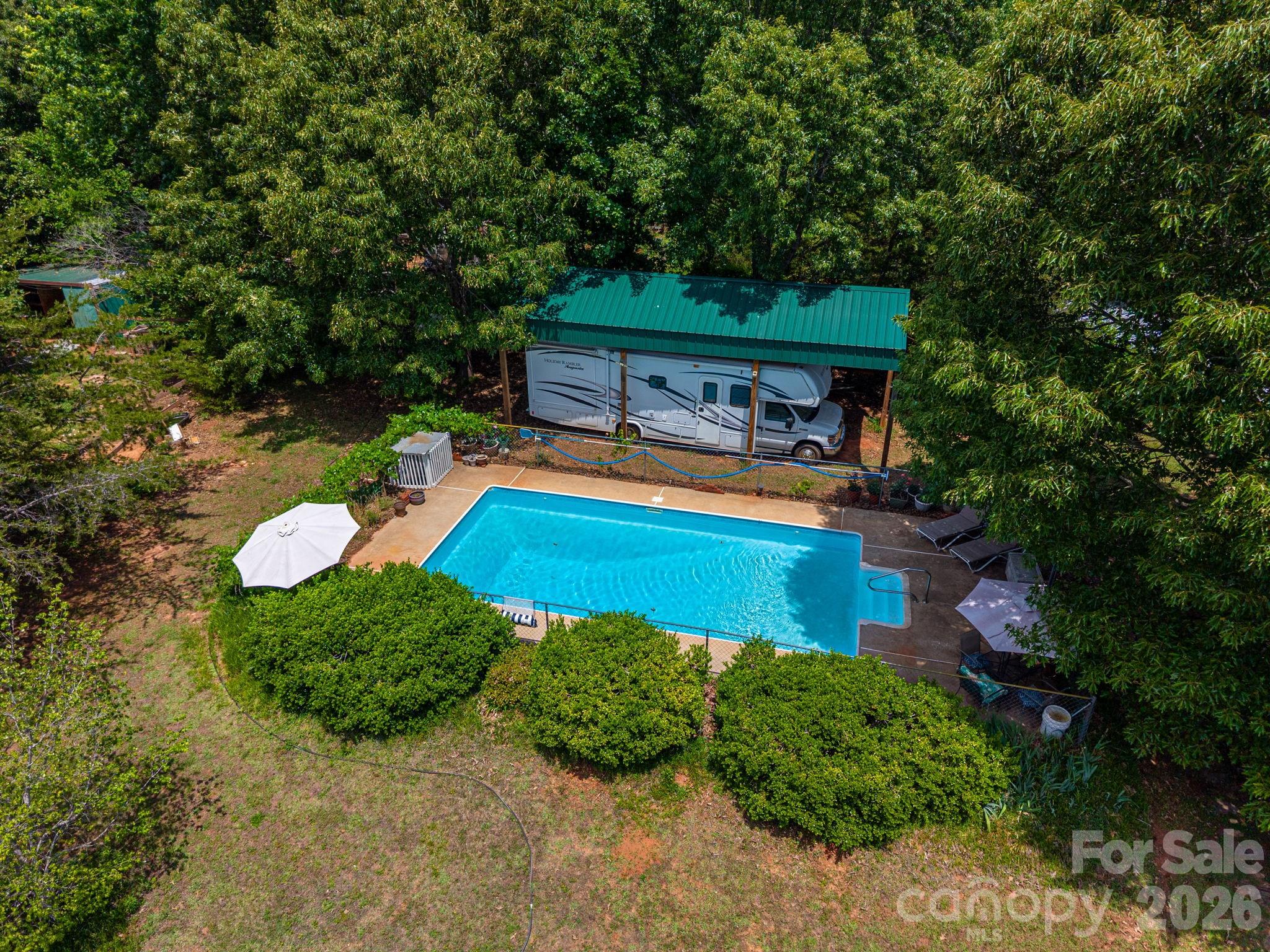 main property photo 42