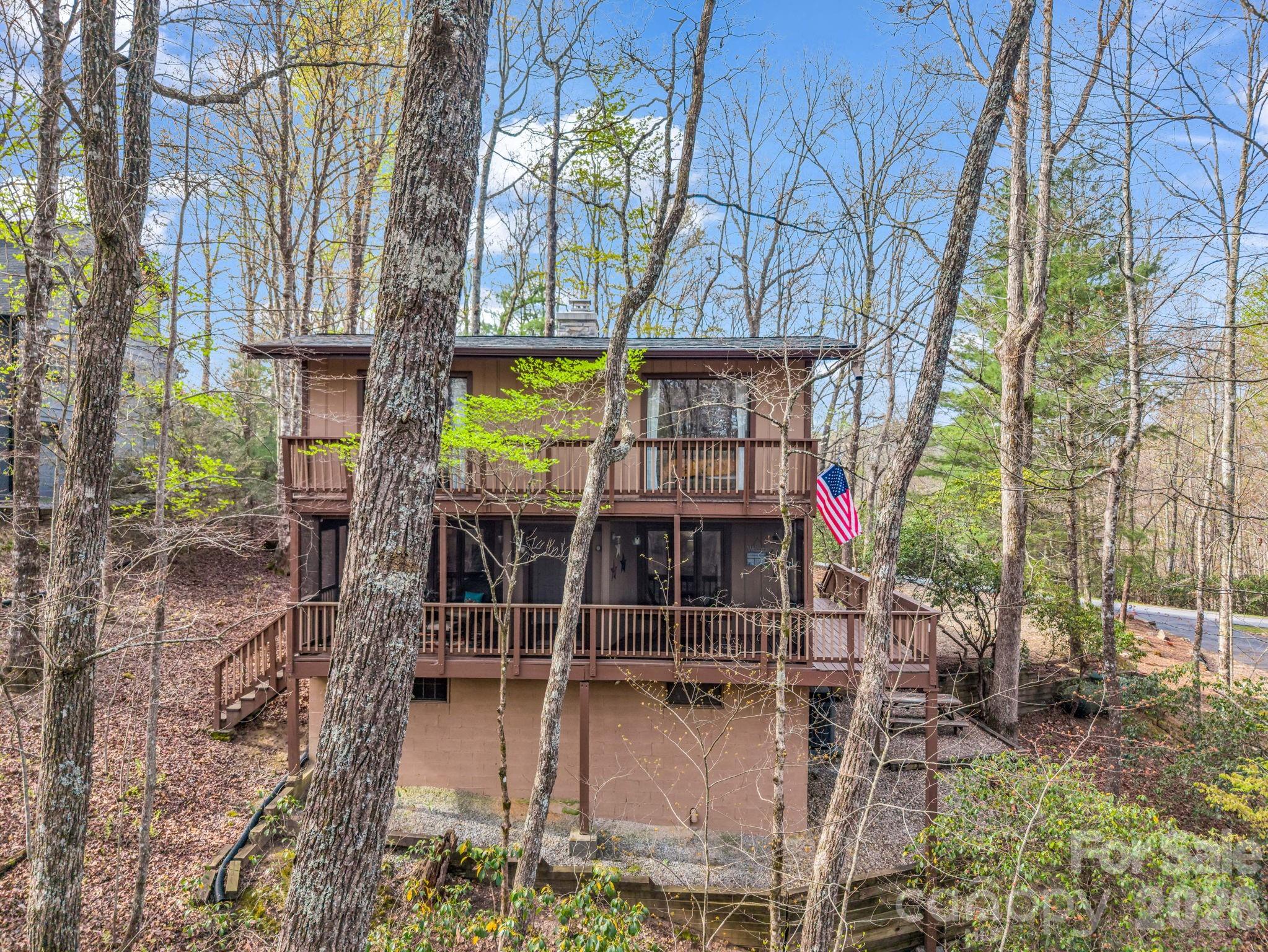 main property photo 24