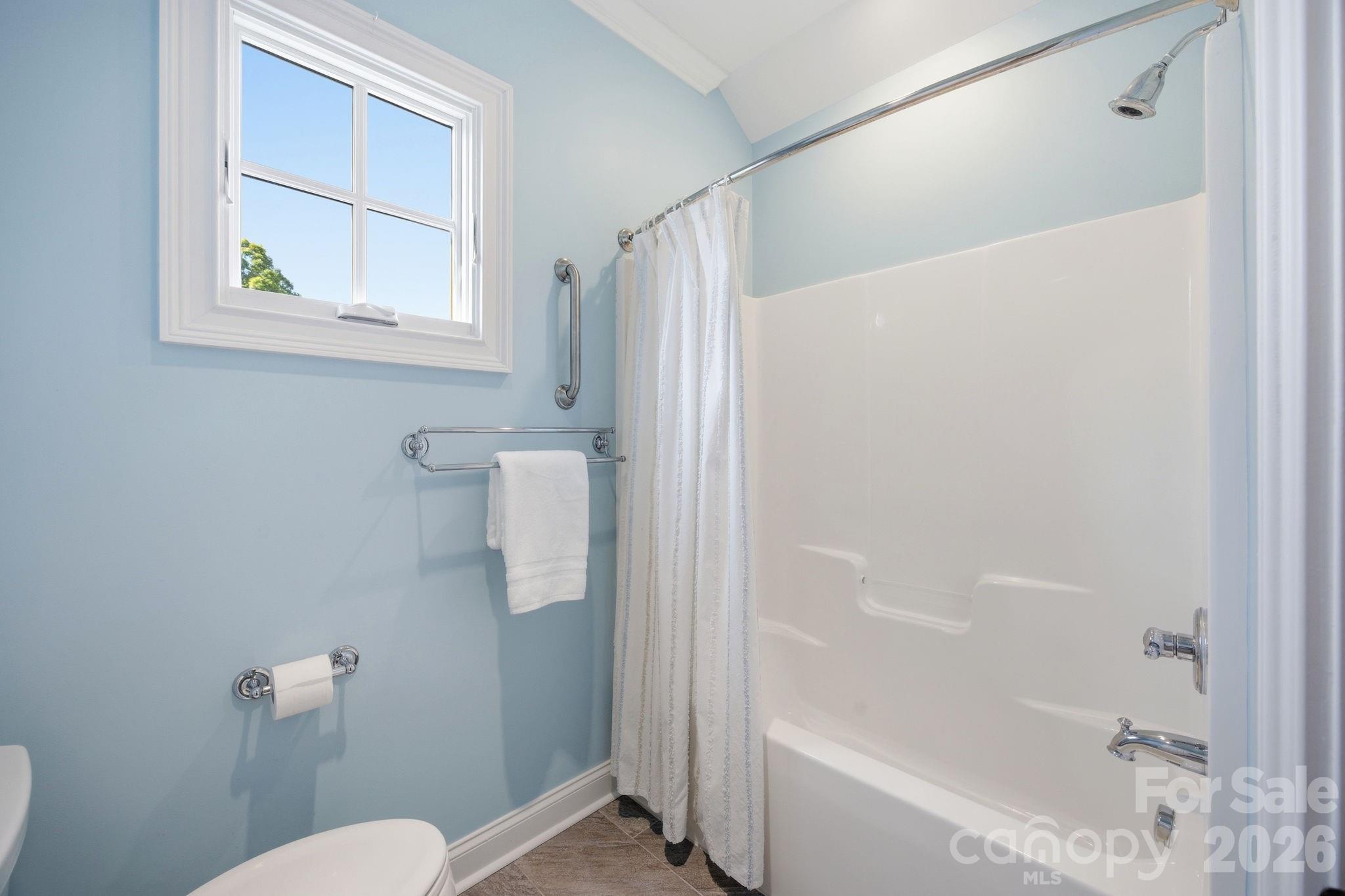 main property photo 44