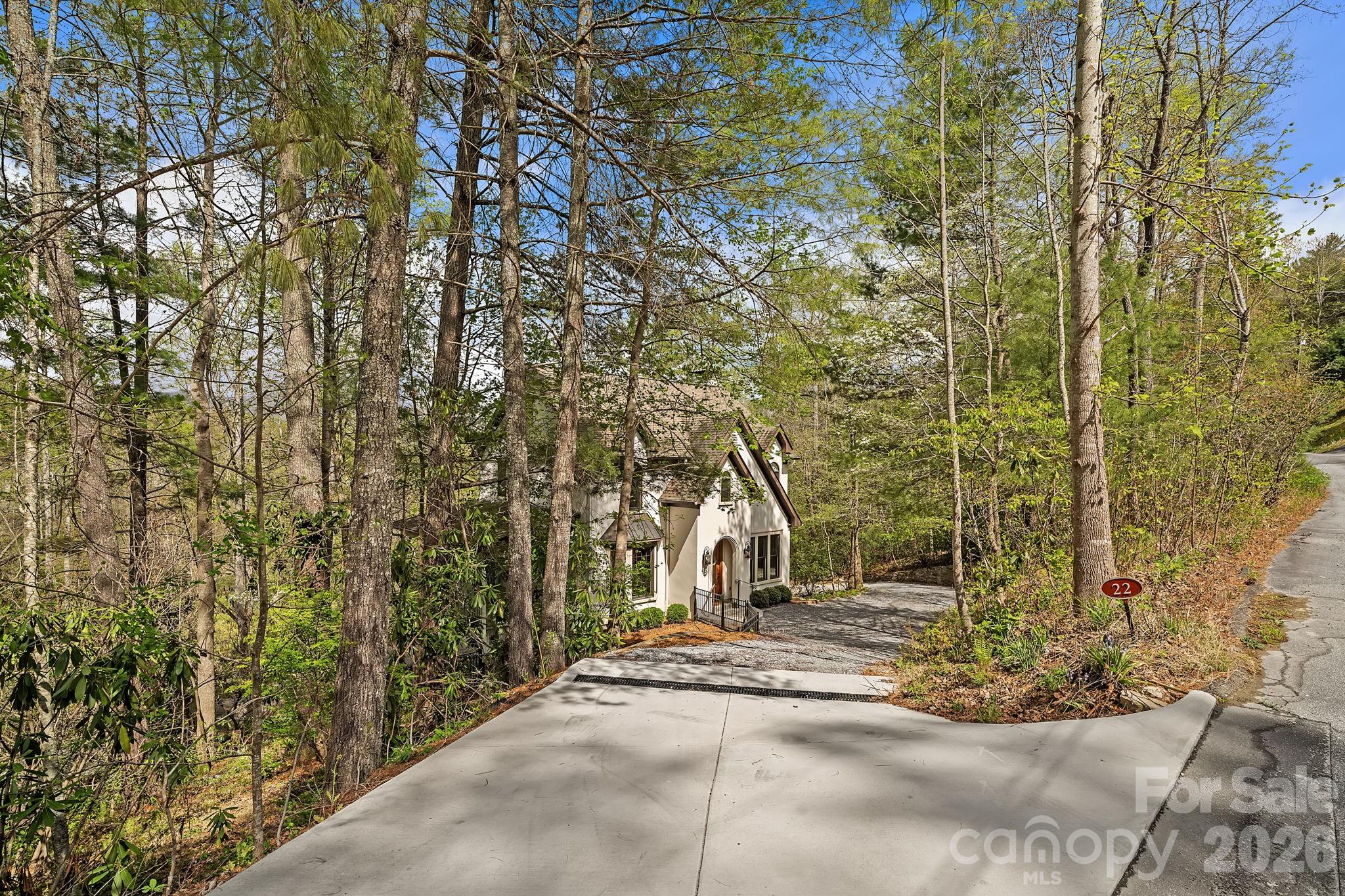 main property photo 33