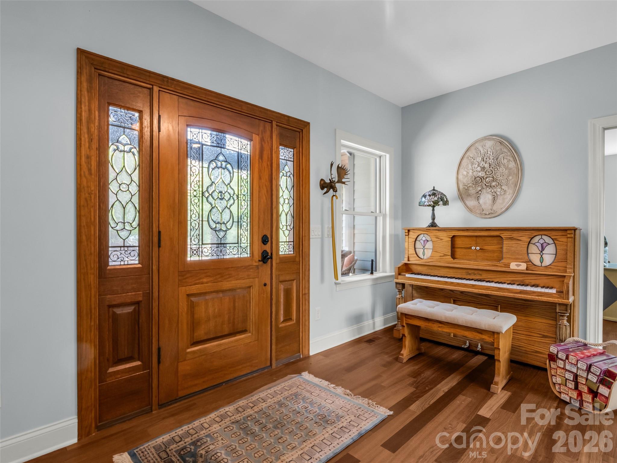 main property photo 6