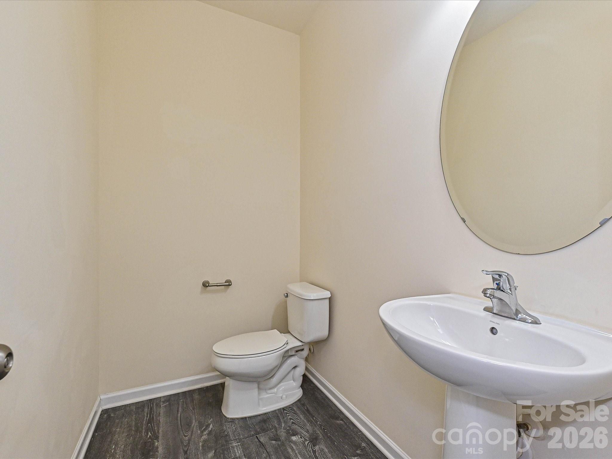 main property photo 14