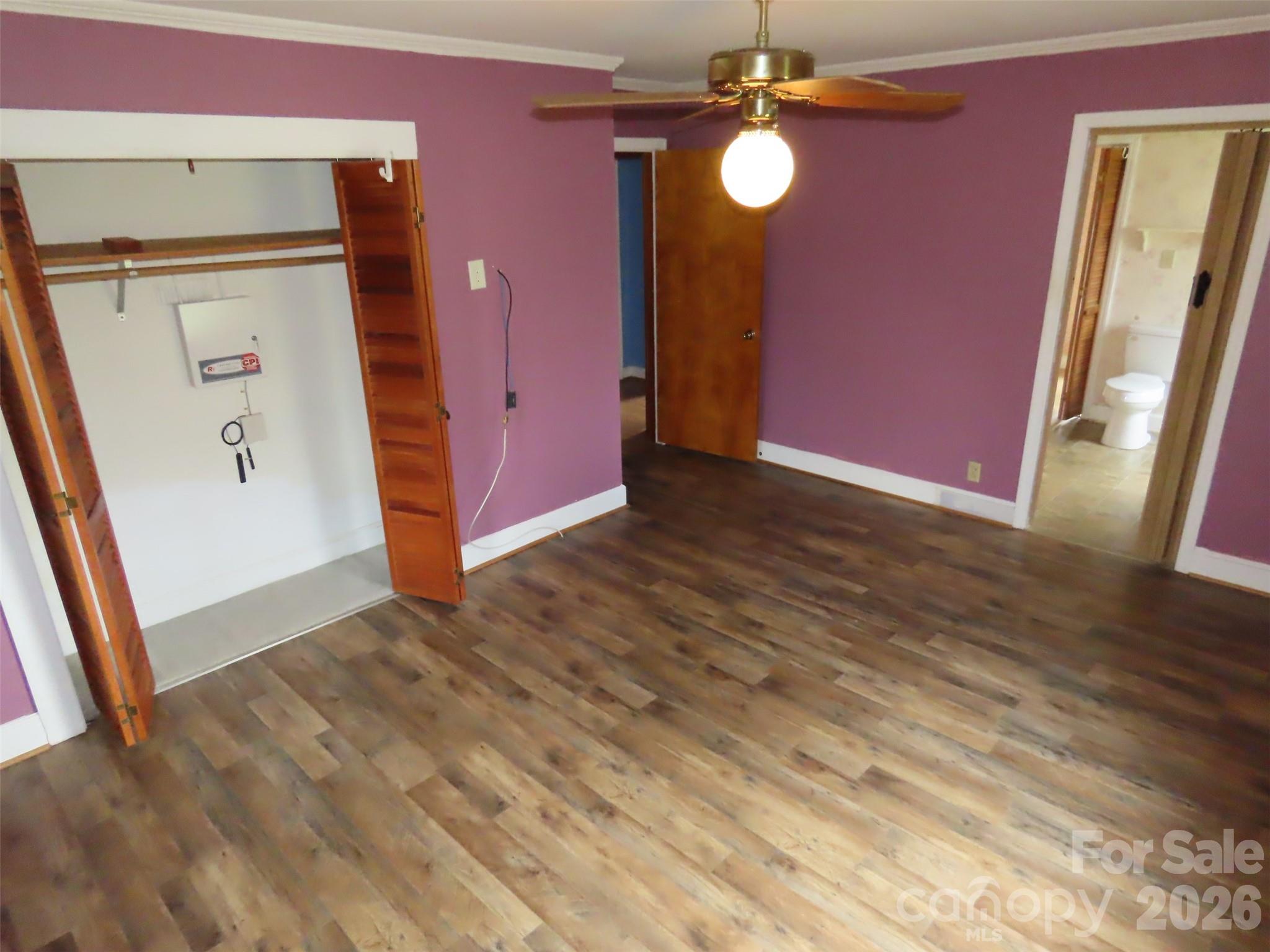 main property photo 14