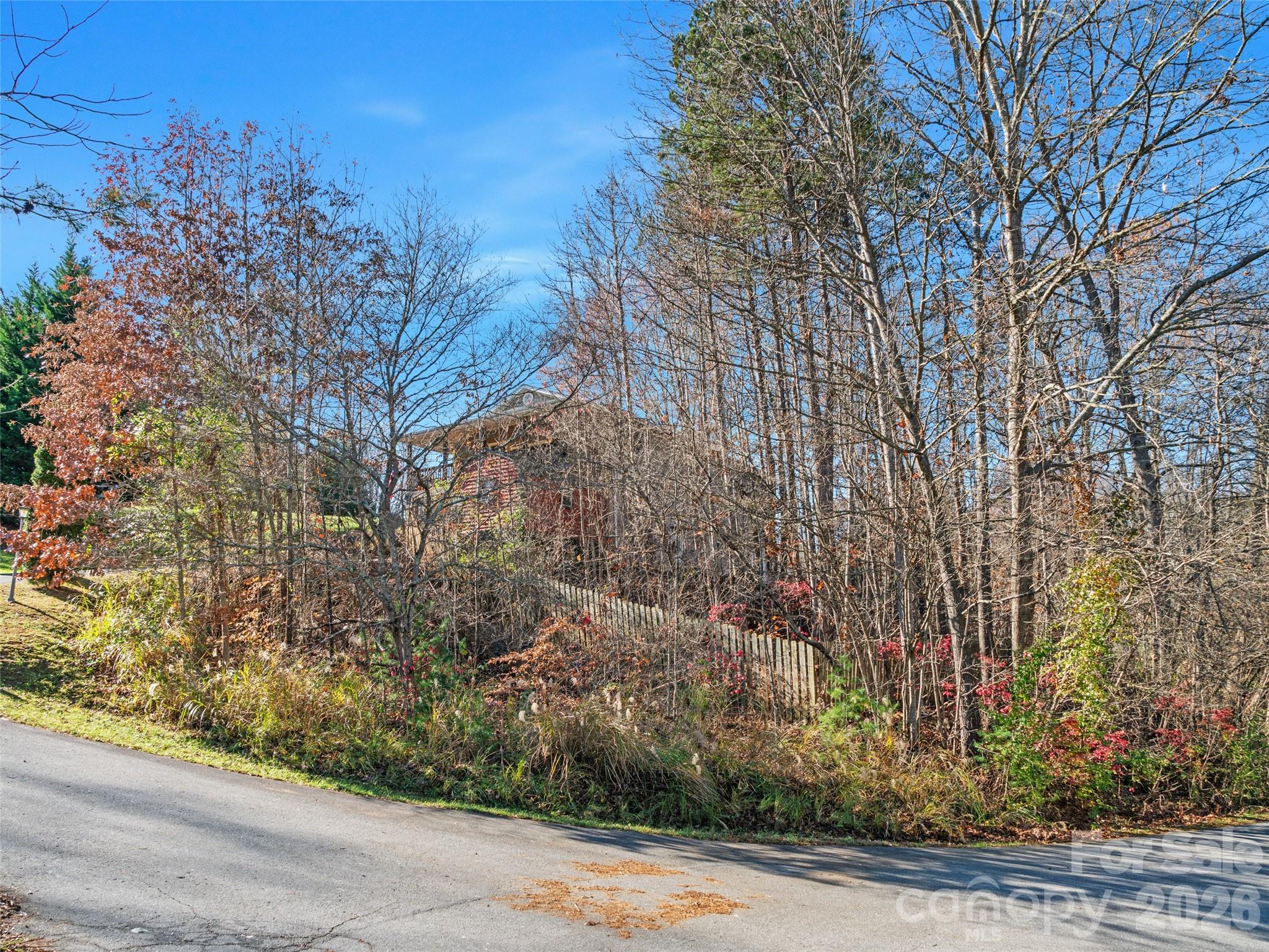 main property photo 32