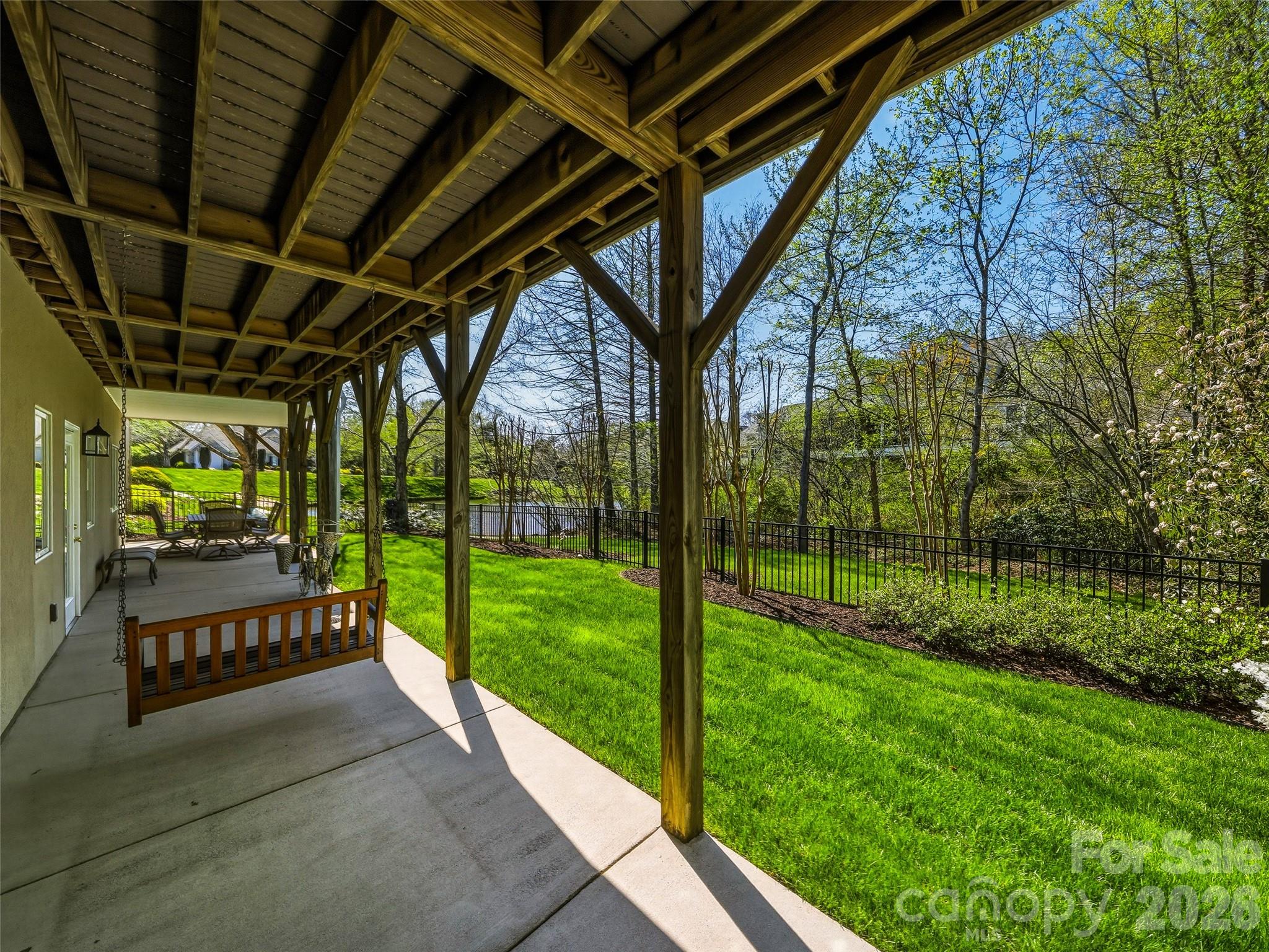 main property photo 41