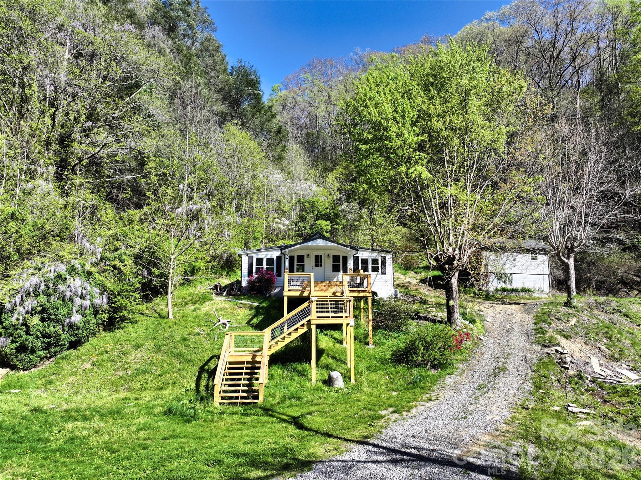 main property photo 21