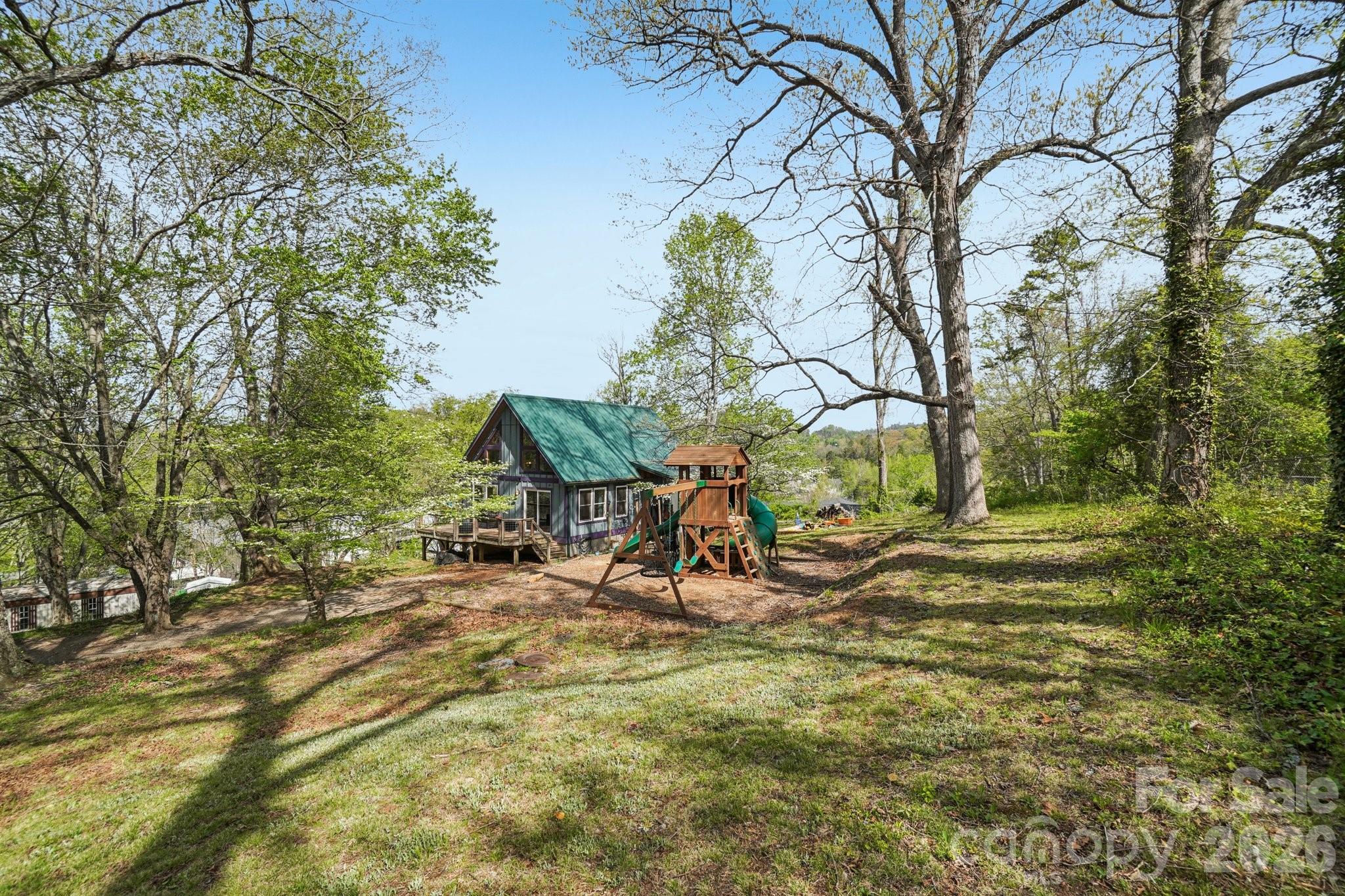 main property photo 31