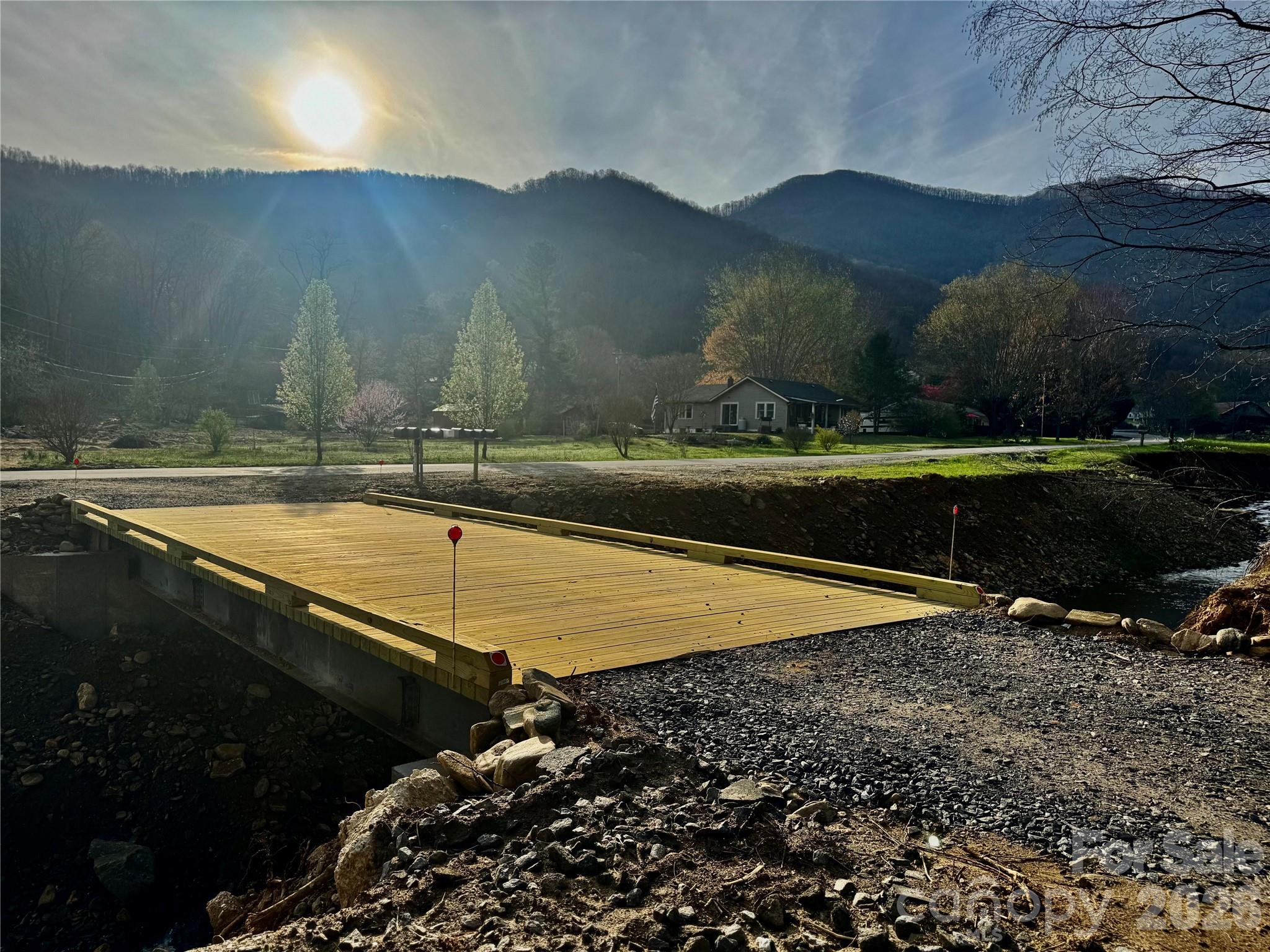main property photo 28