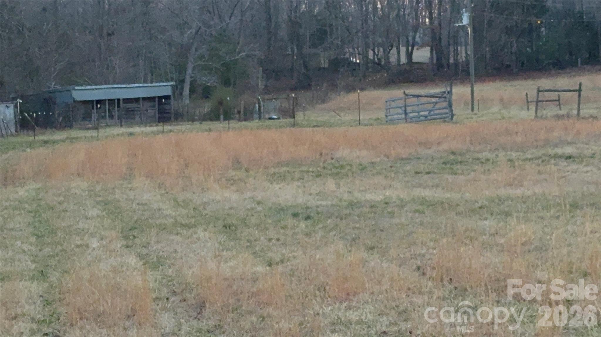 main property photo 11