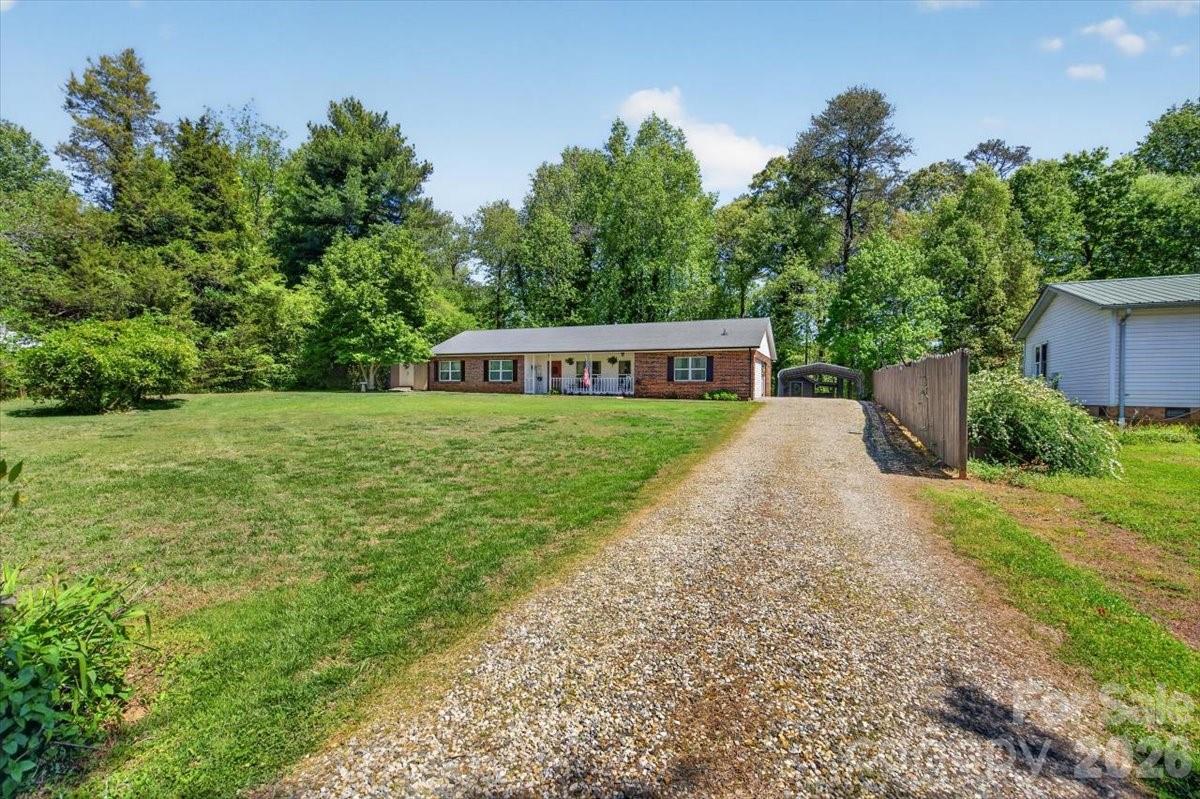 main property photo 4