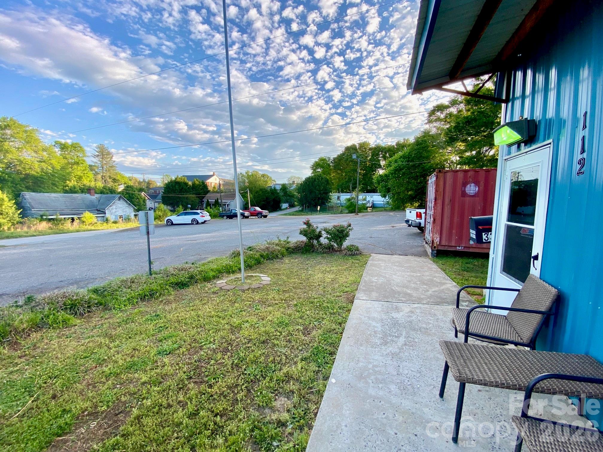 main property photo 11
