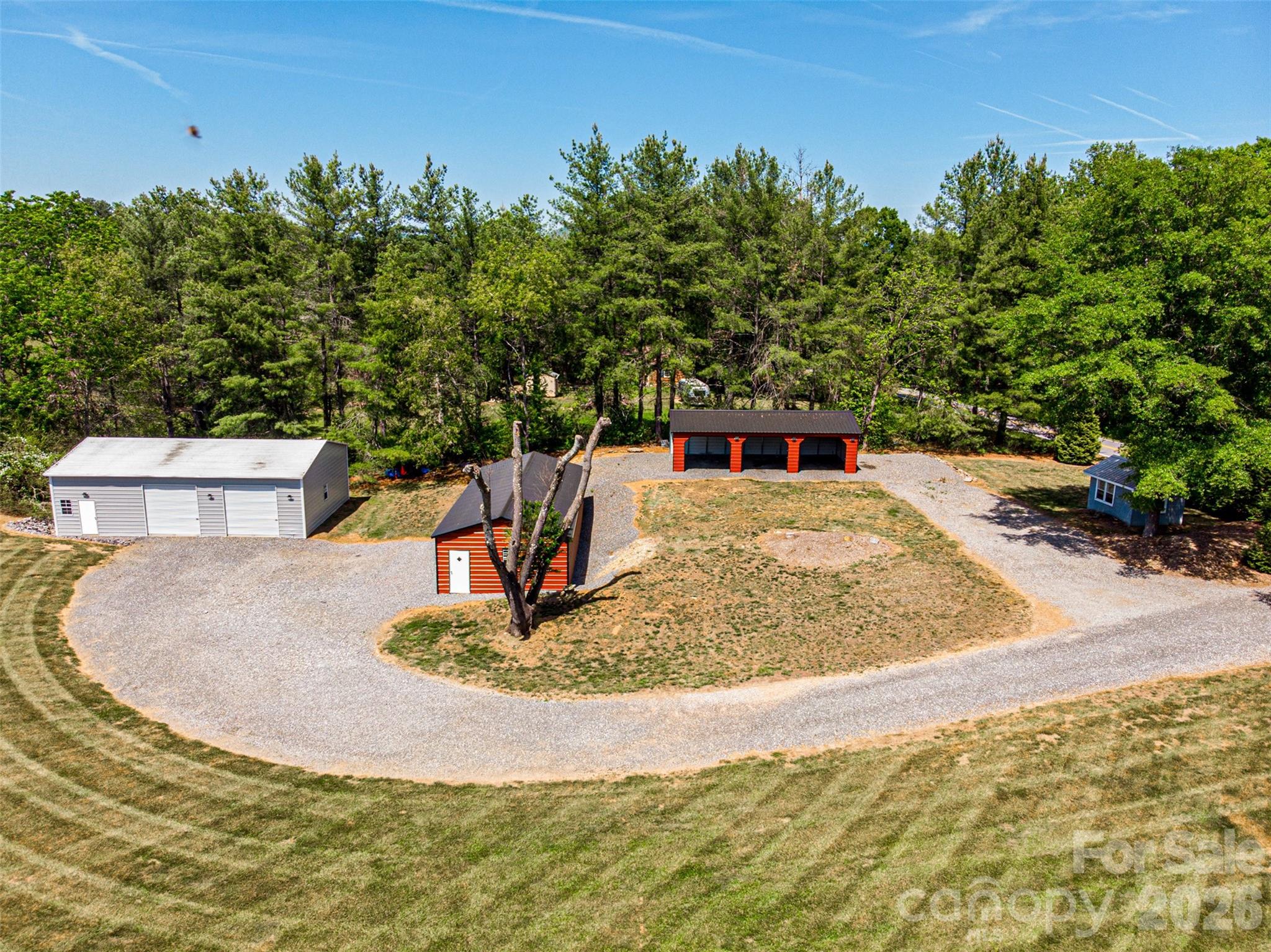 main property photo 35