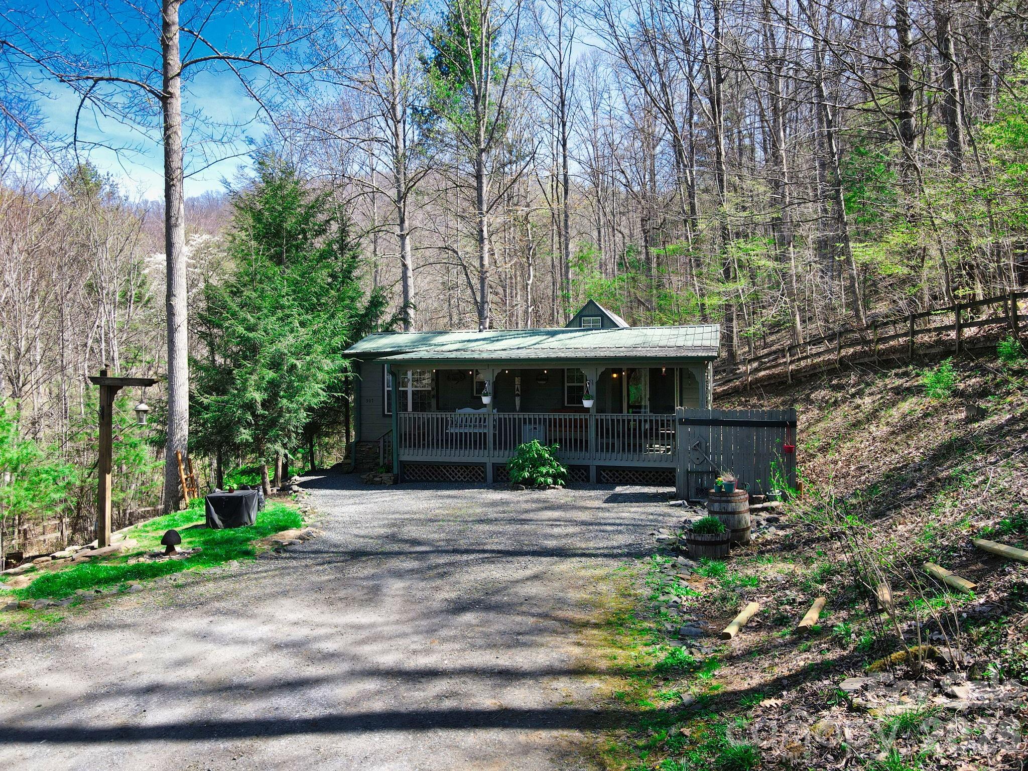 main property photo 19