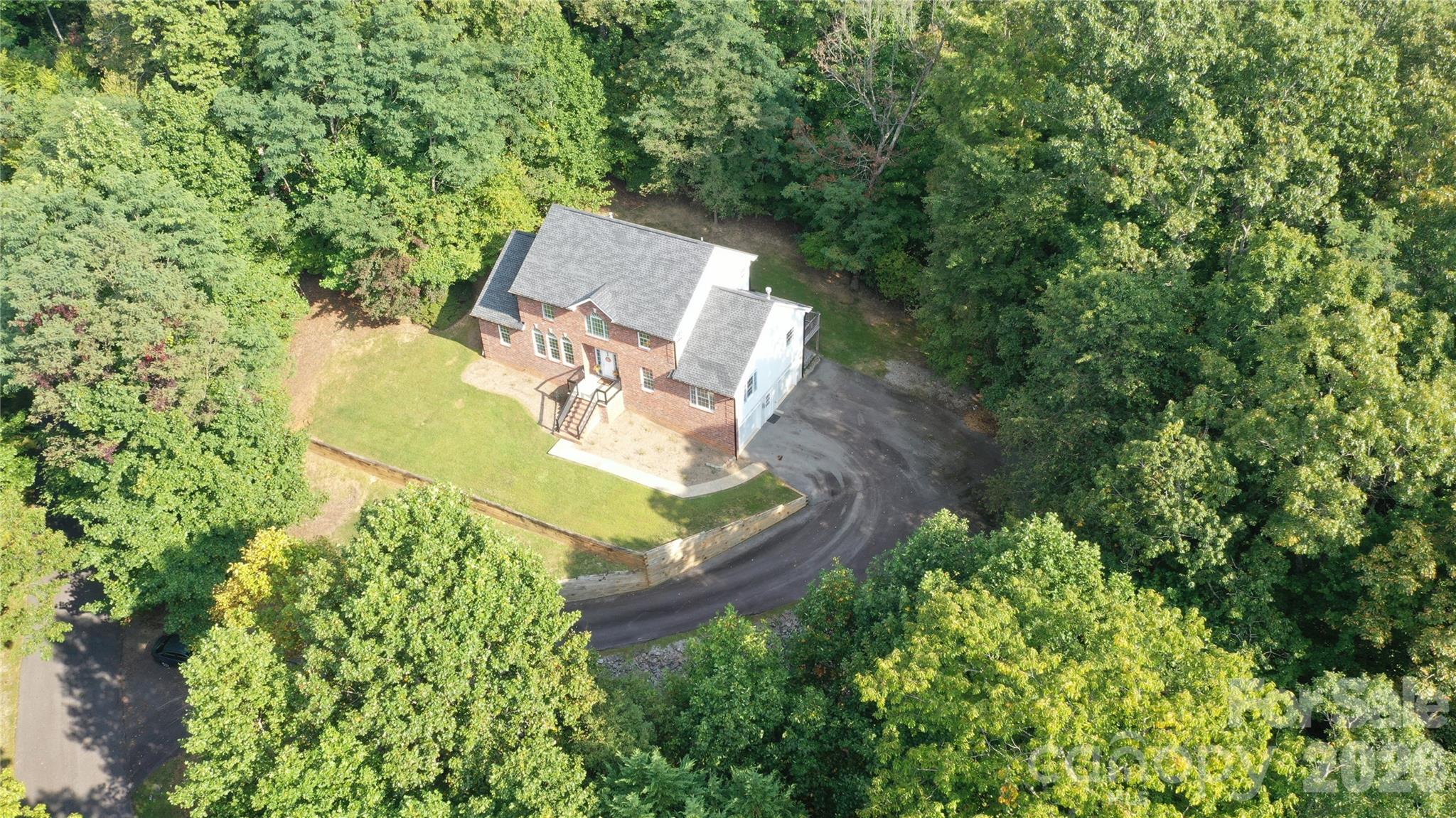 main property photo 33