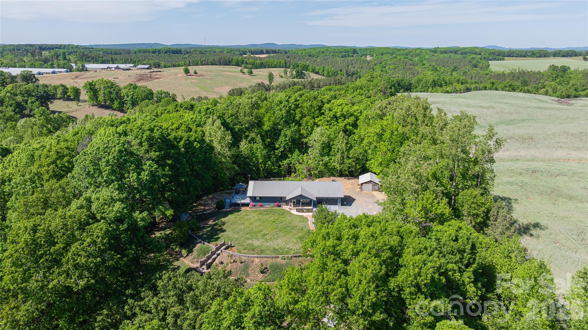 main property photo 47