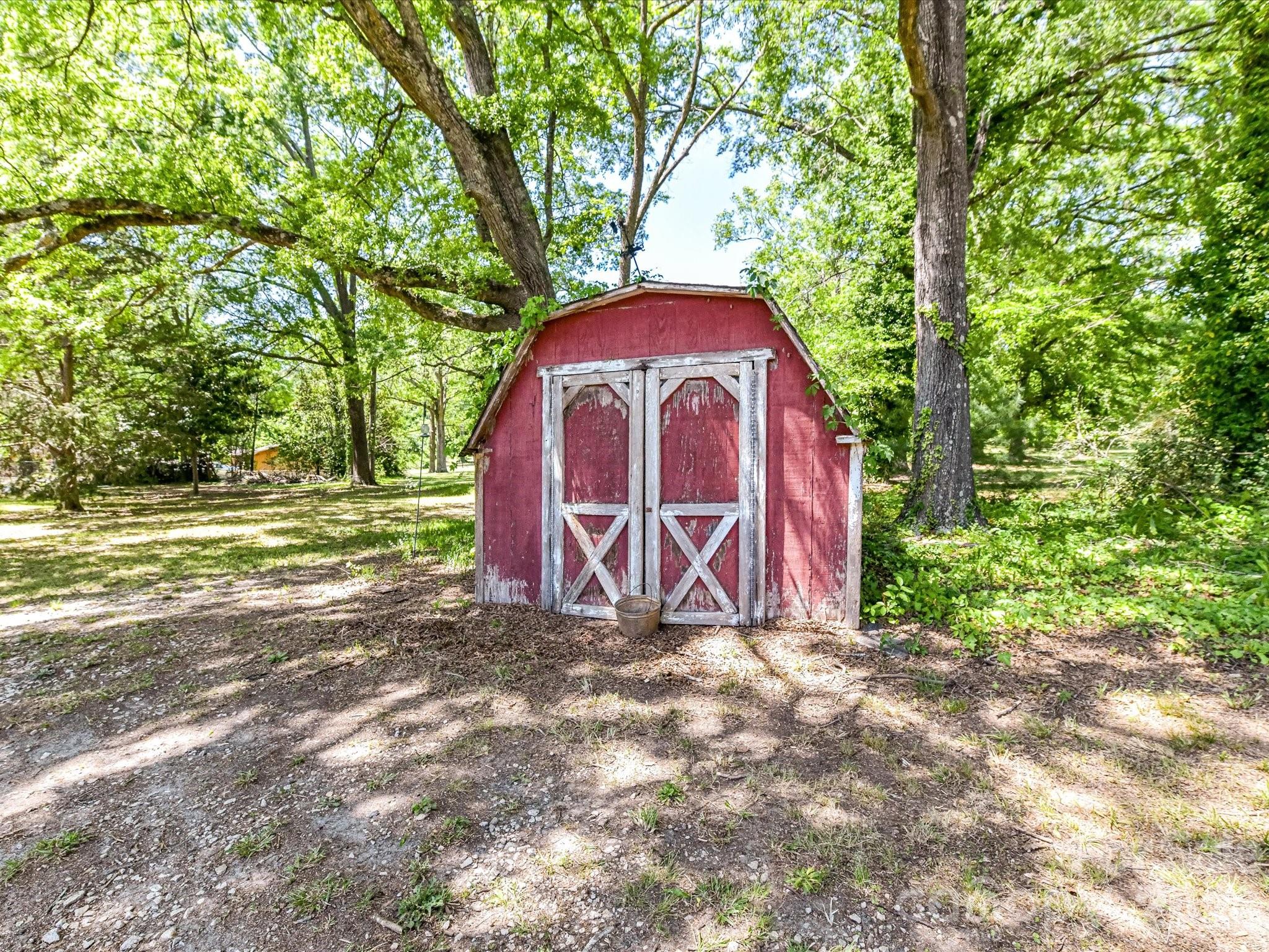 main property photo 21