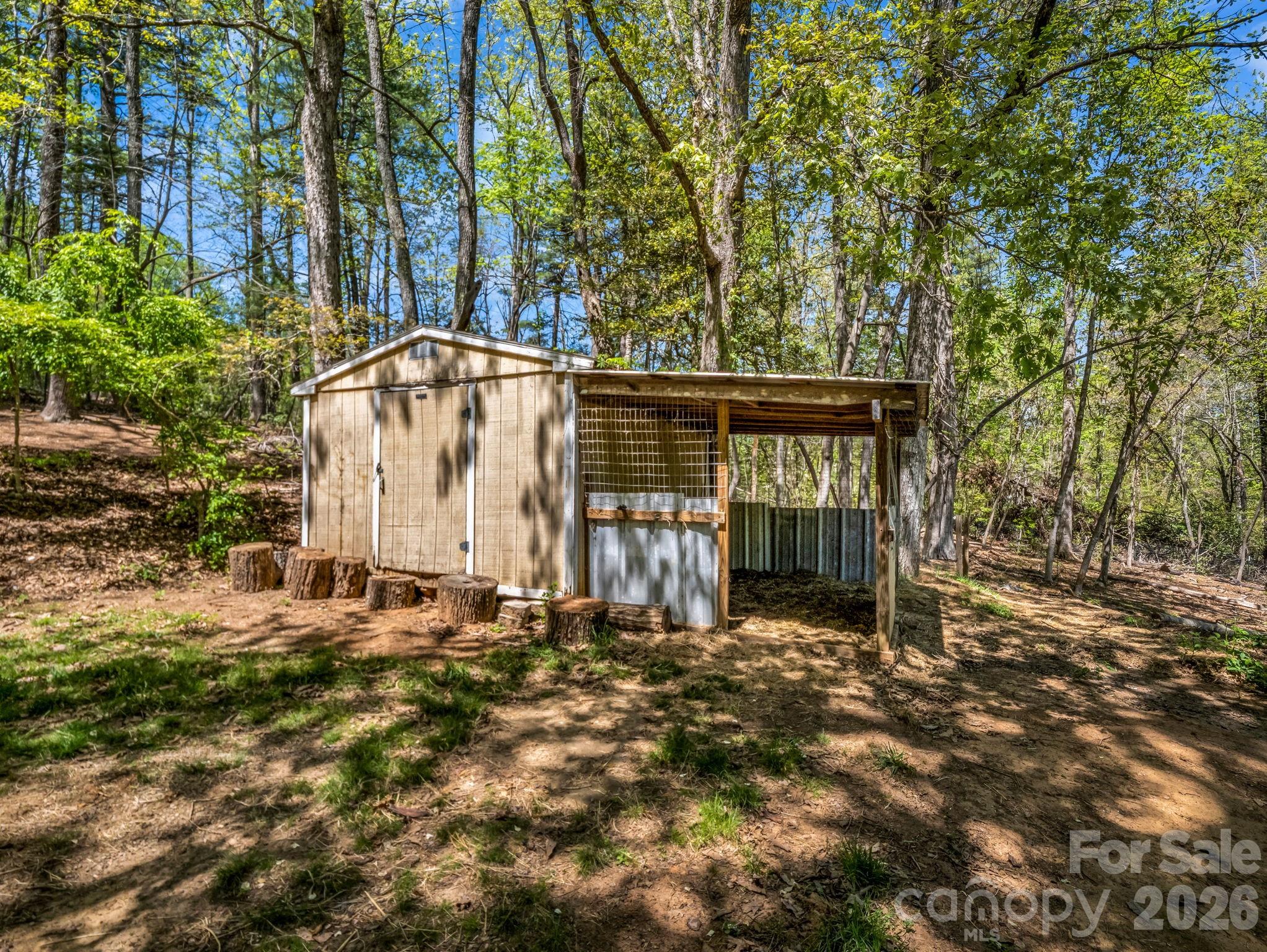 main property photo 36