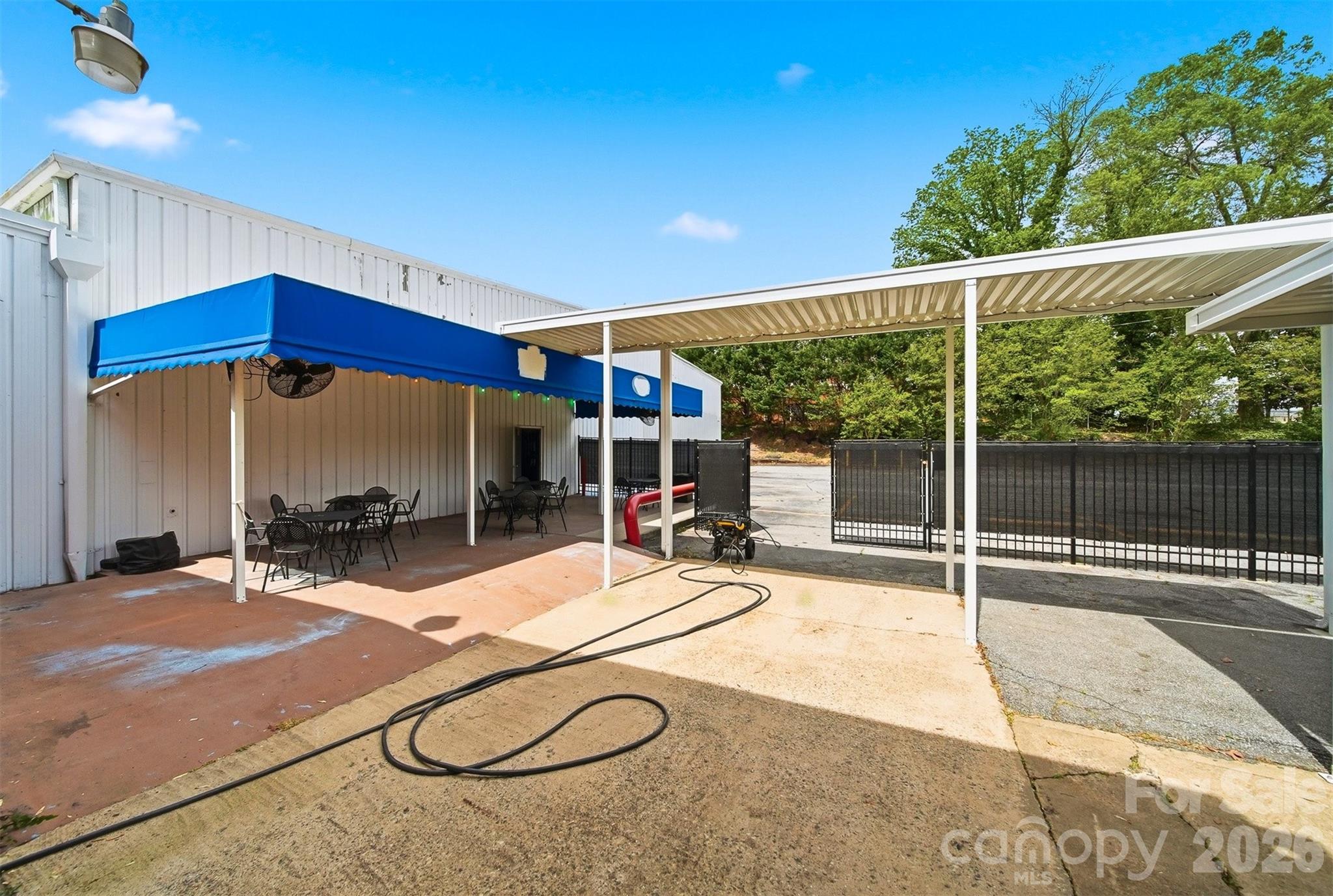 main property photo 37