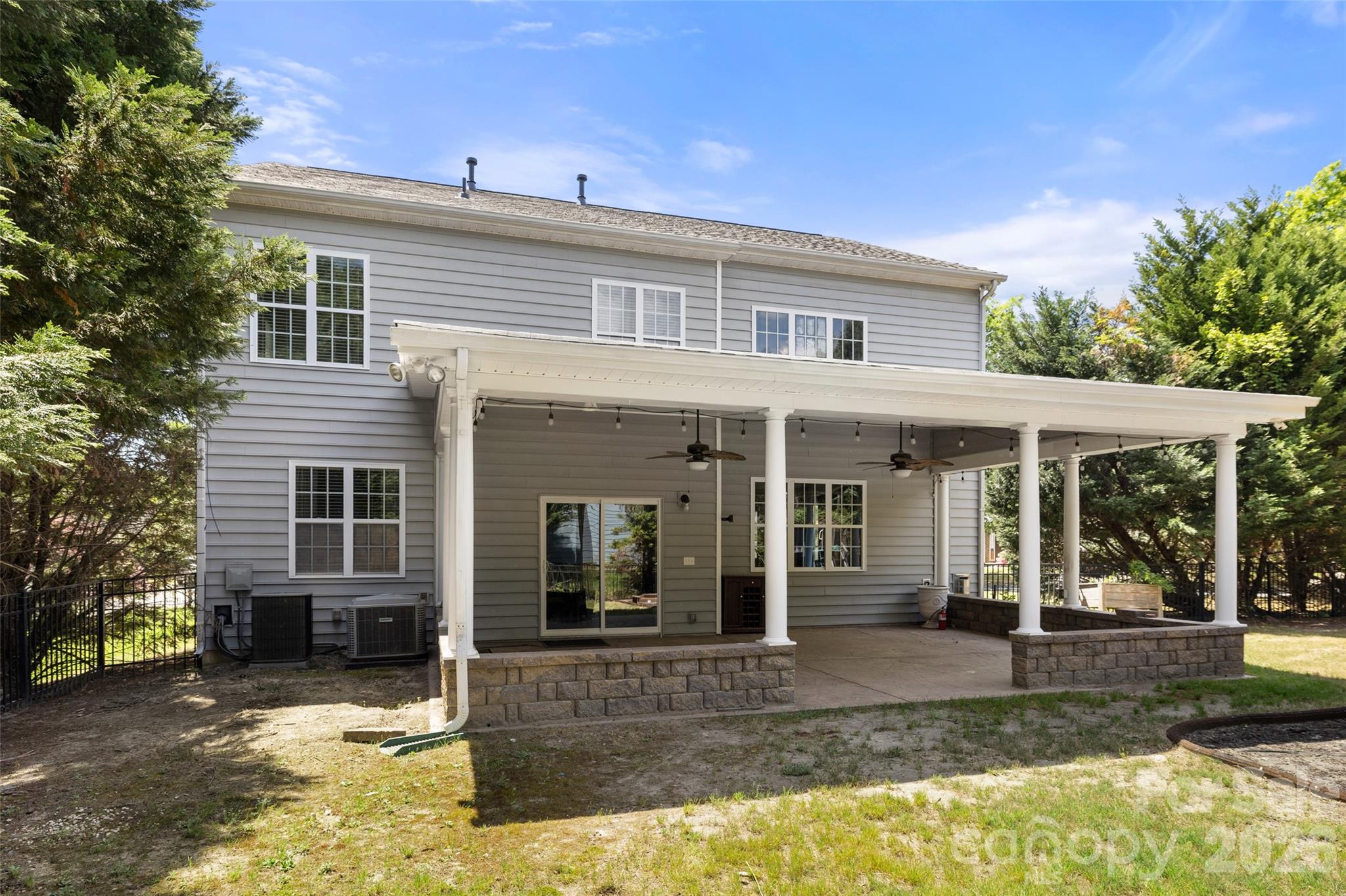 main property photo 33