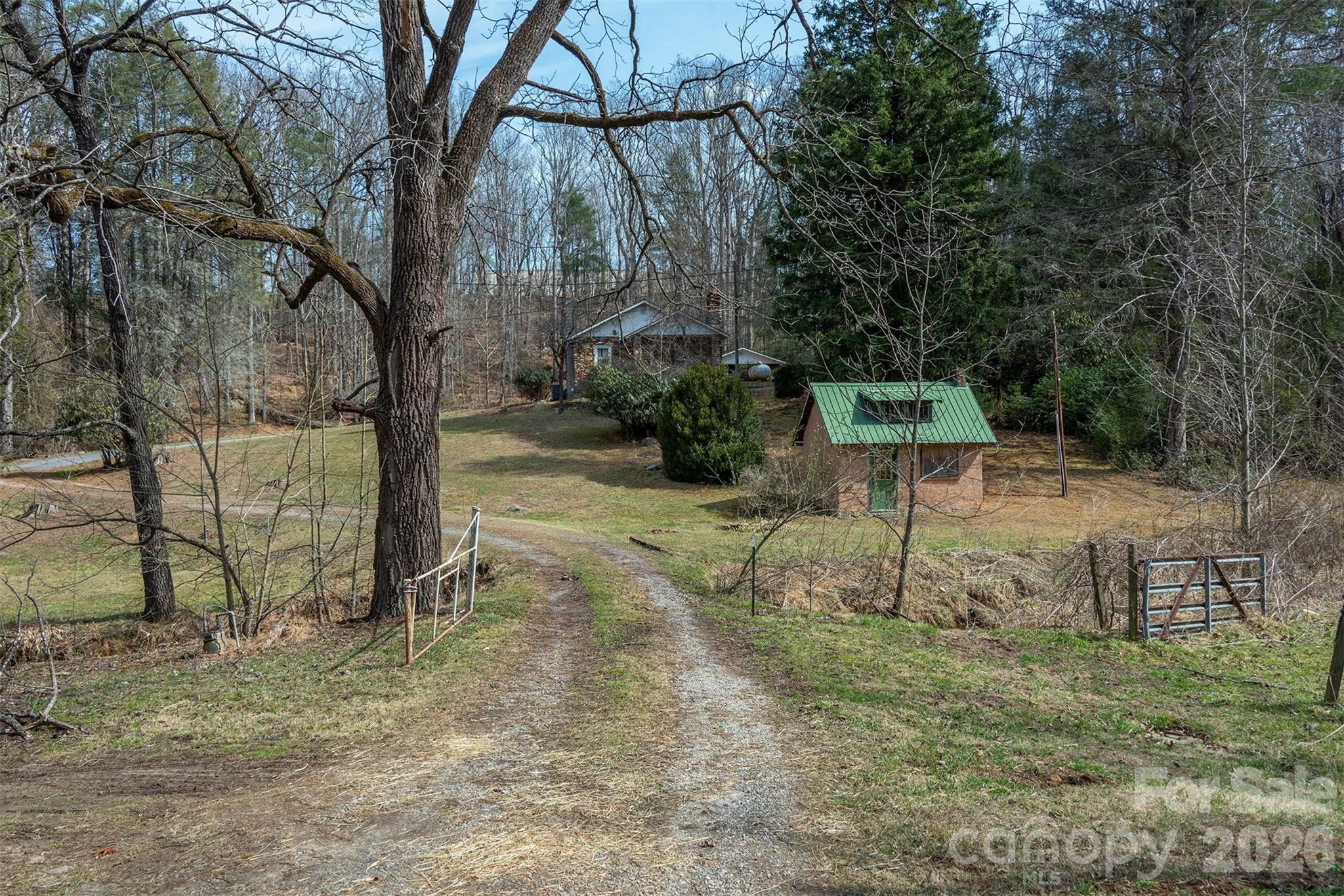 main property photo 31