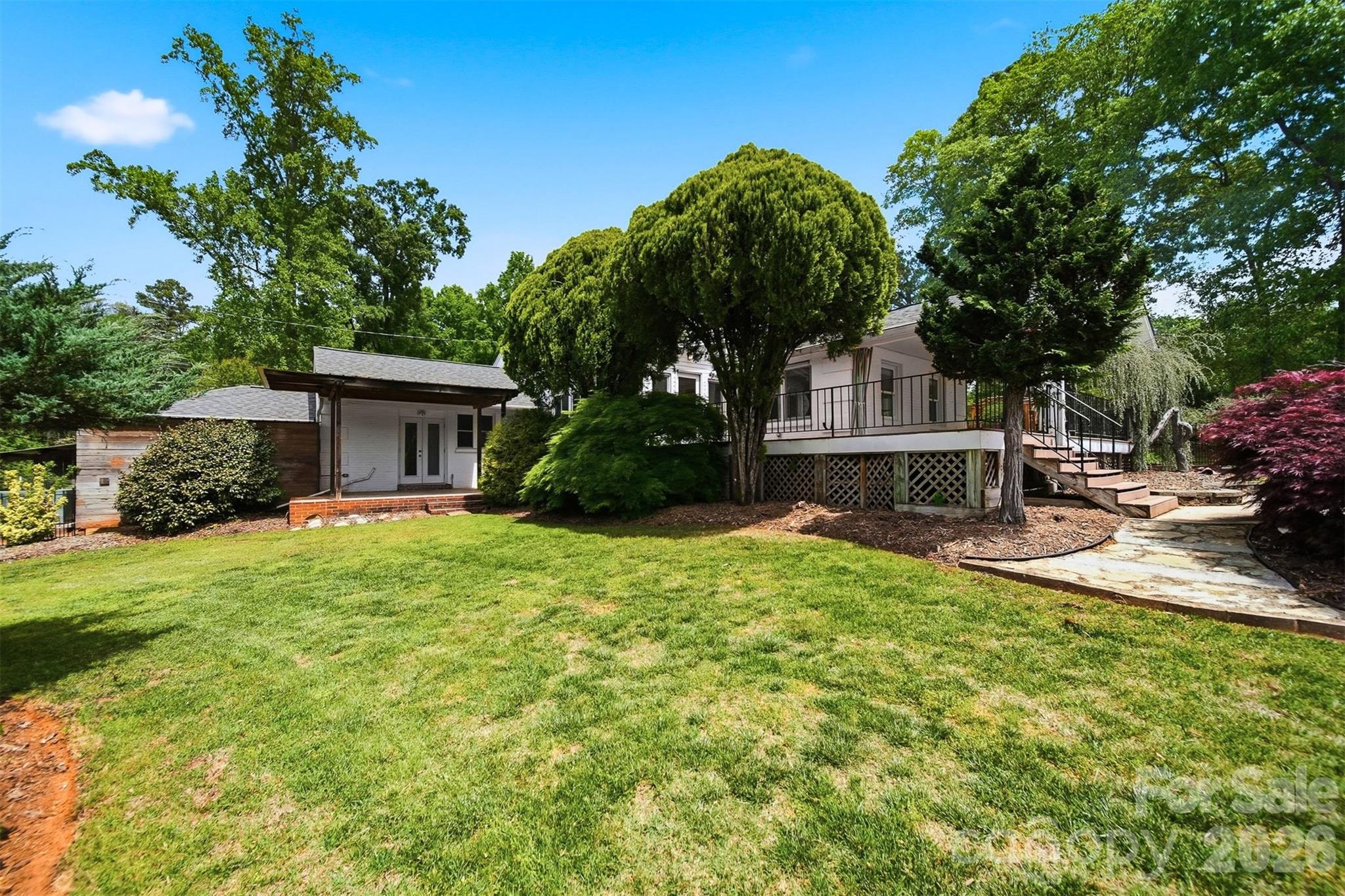 main property photo 39