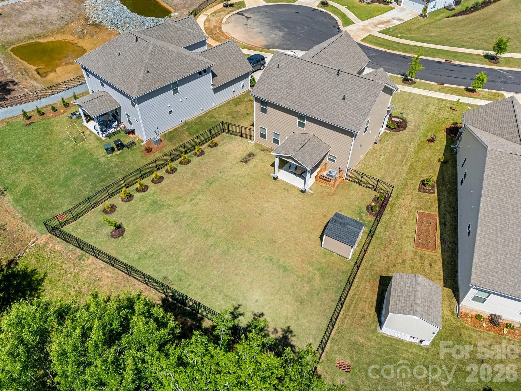 main property photo 21