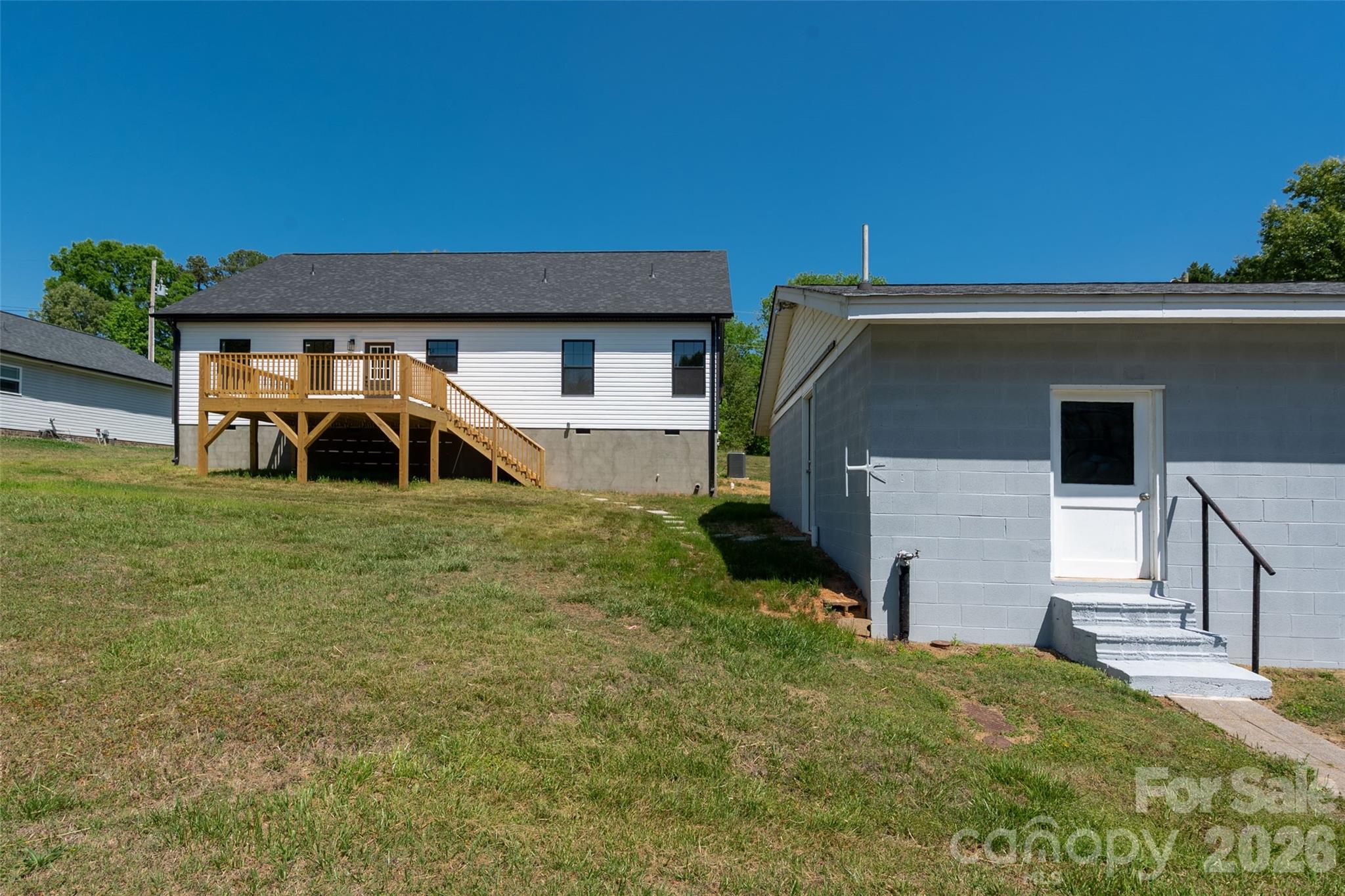 main property photo 35