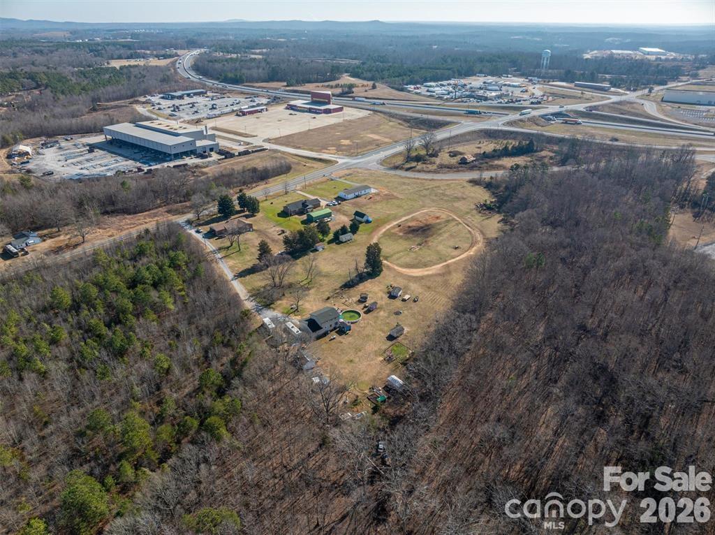 main property photo 4