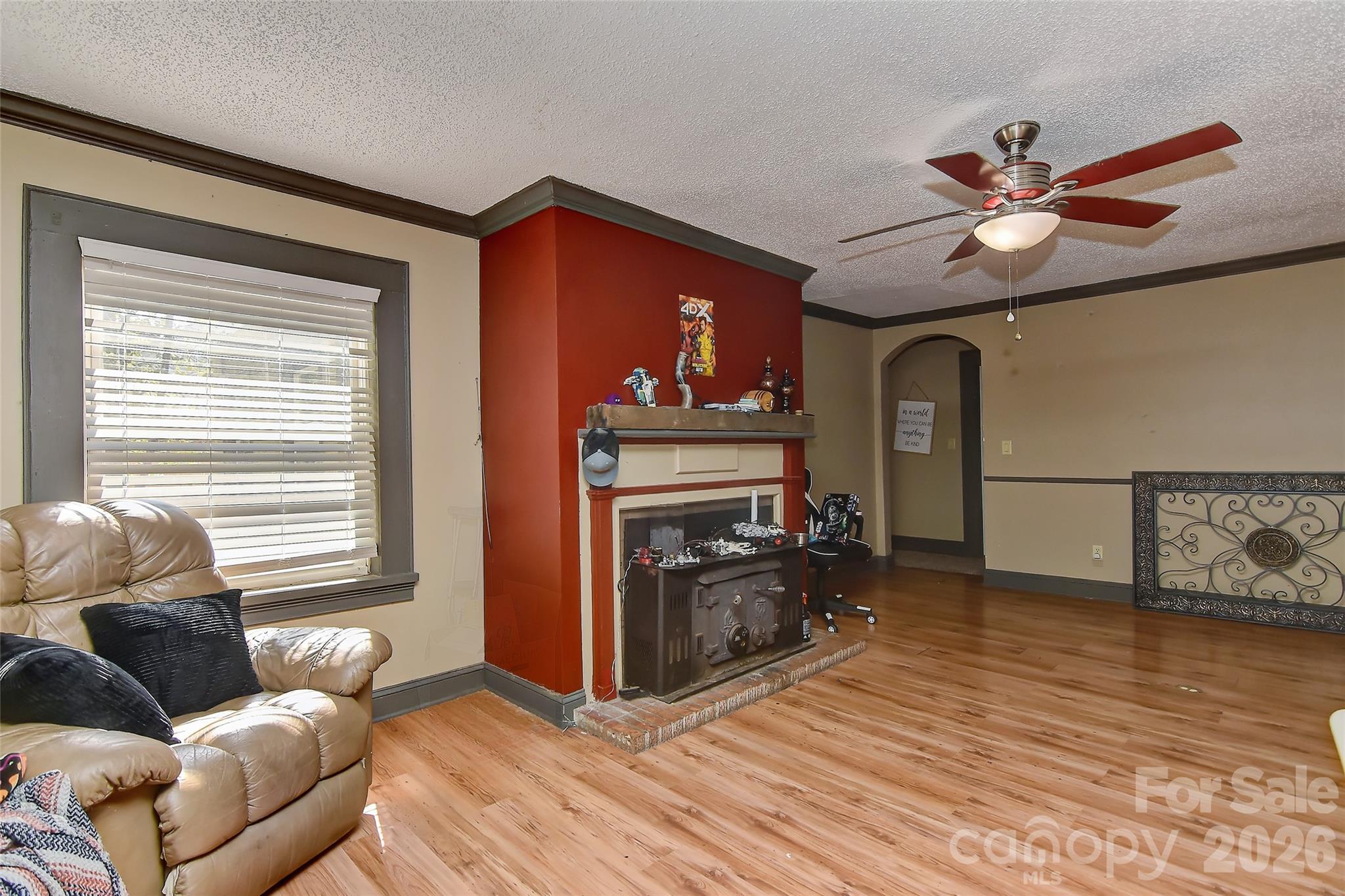 main property photo 5
